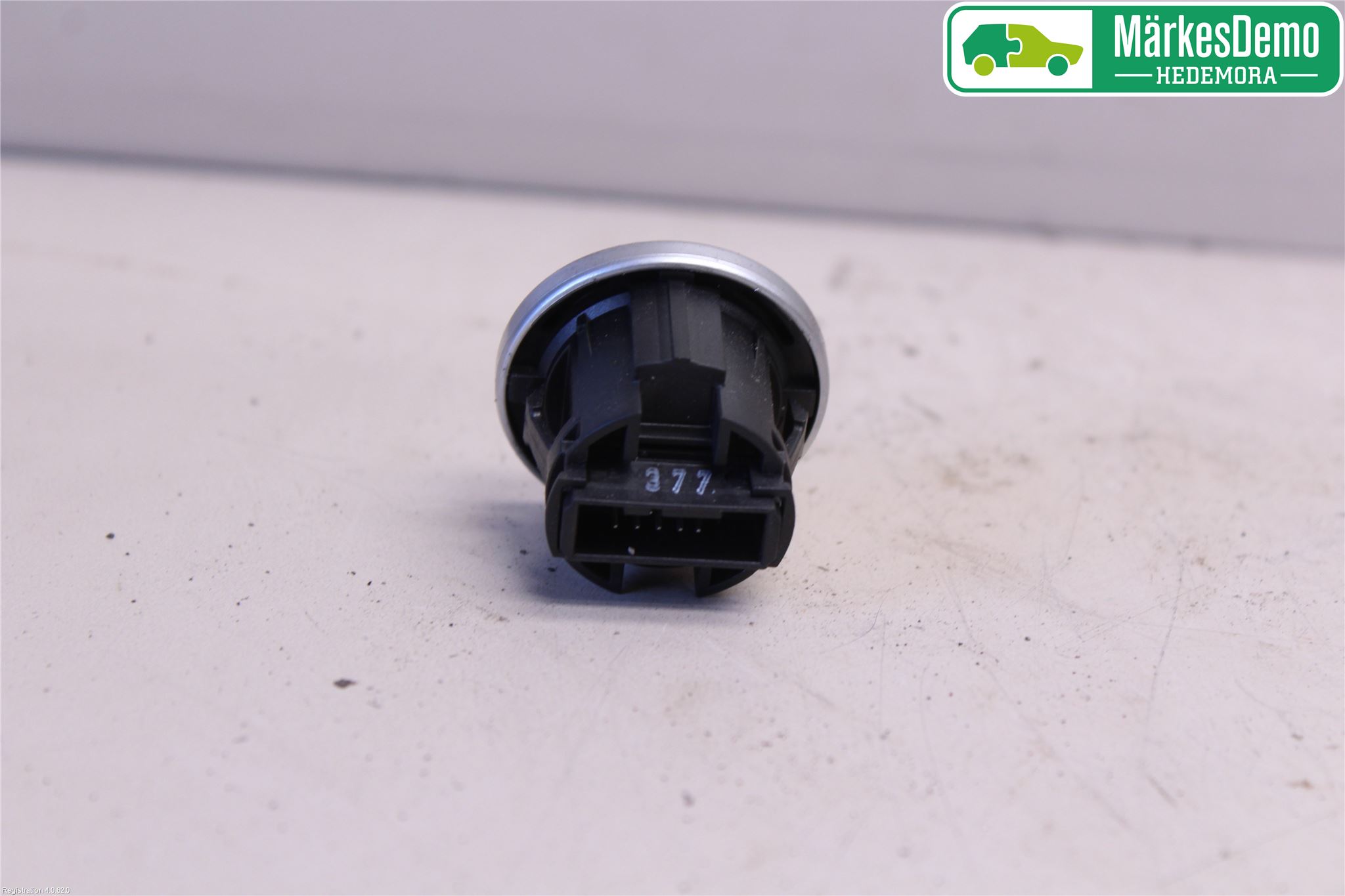 BMW 3 E90/91 SED/TOU 05-12 Startknapp Personbil