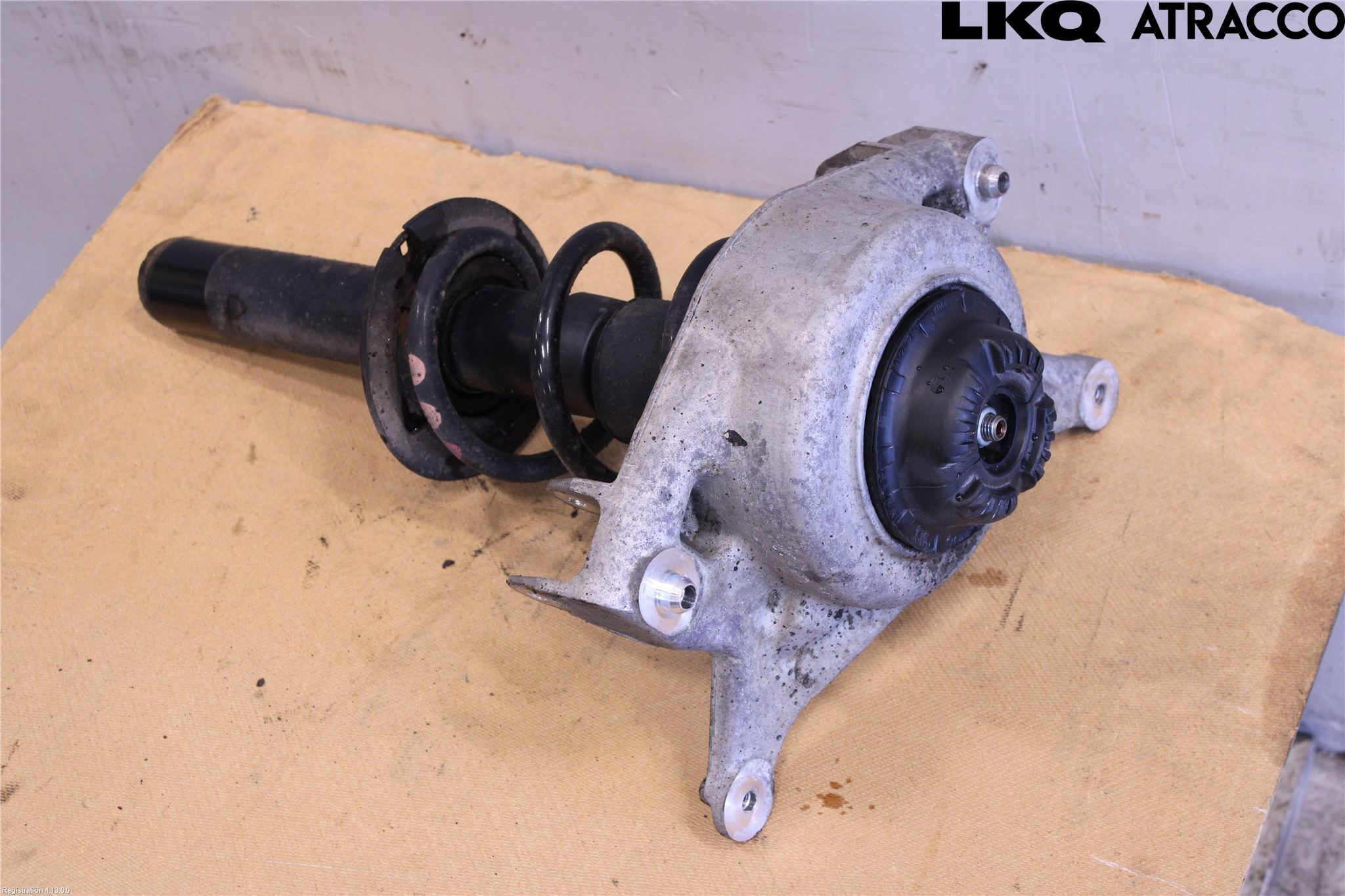 Audi A4/S4 08-11 Fjäderben Fram Vänster