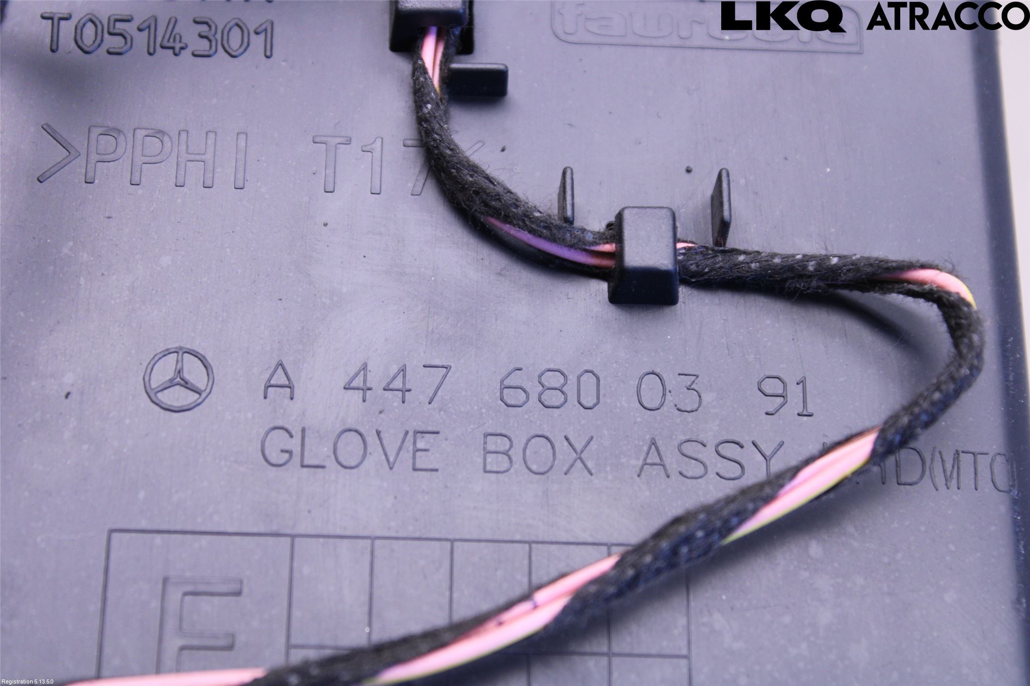 Mercedes-Benz MB VITO/V-KLASS (W640,W447,W448) 14- Handskfack