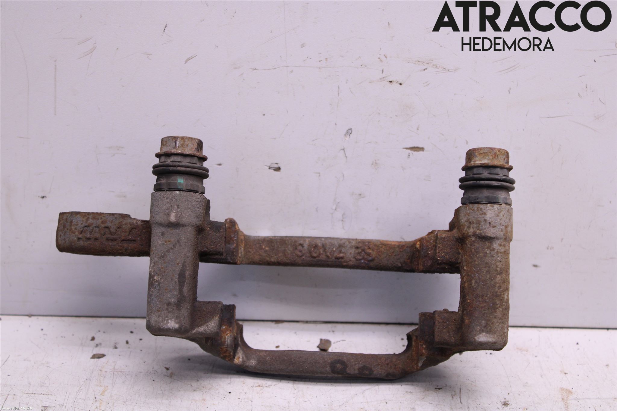 Nissan X-TRAIL 14-21 Bromsokshållare