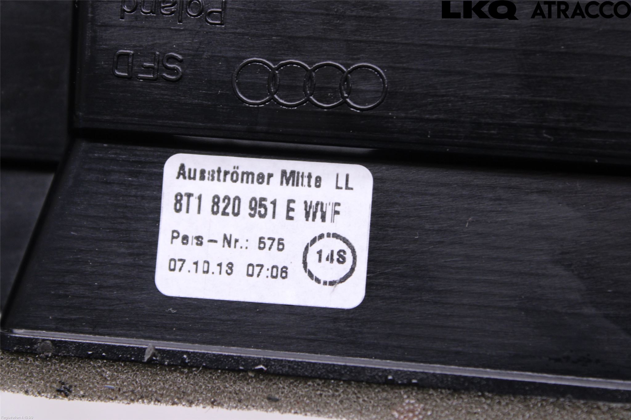 Audi A4 12-15 Defrosterkanal-Munstycke