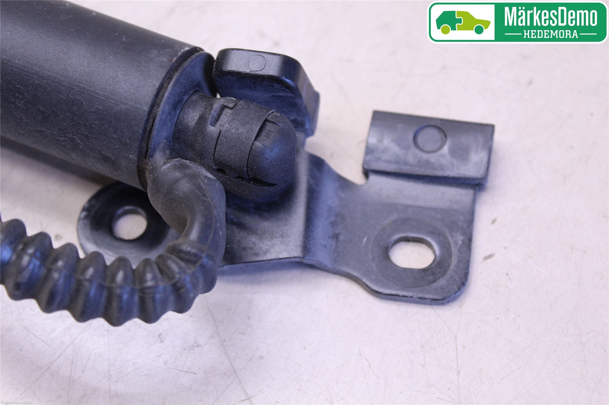 BMW X5 F15 13-18 Gasfjäder Baklucka