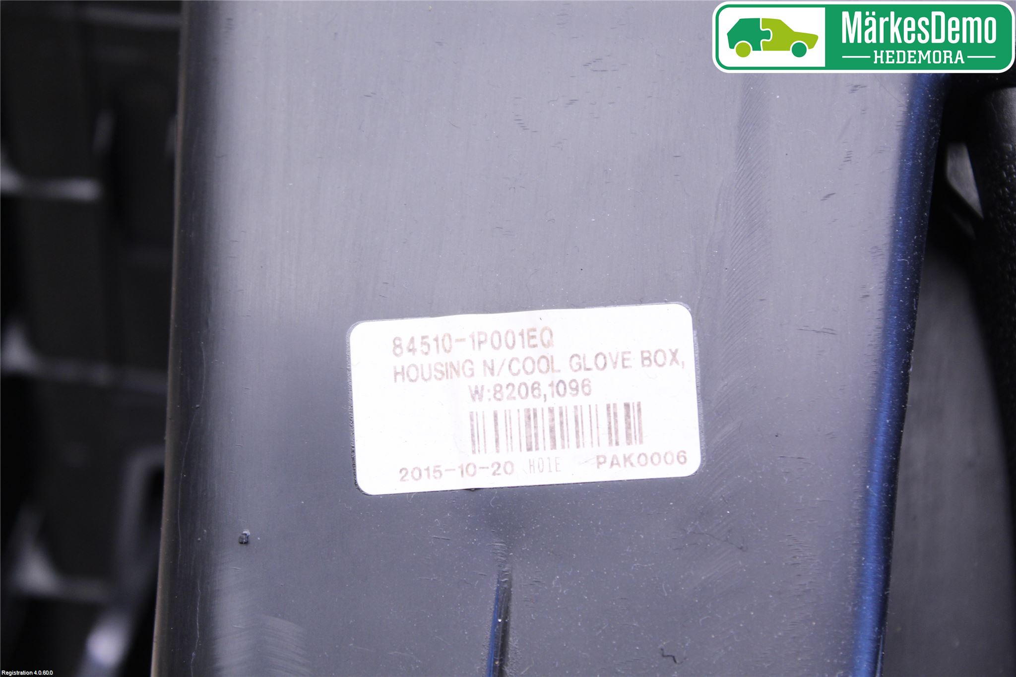 Kia VENGA 10-19 Handskfack