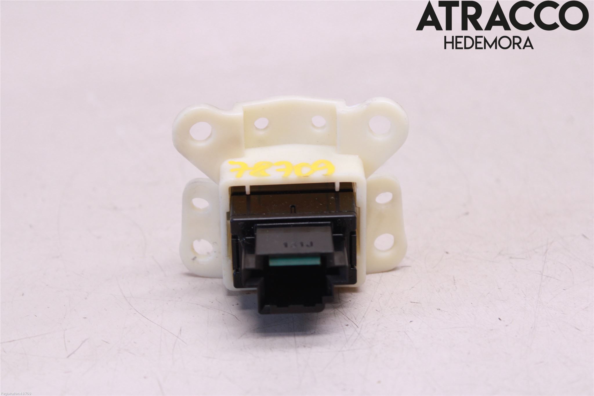 Mitsubishi L200 06-15 Strömställare Varnings