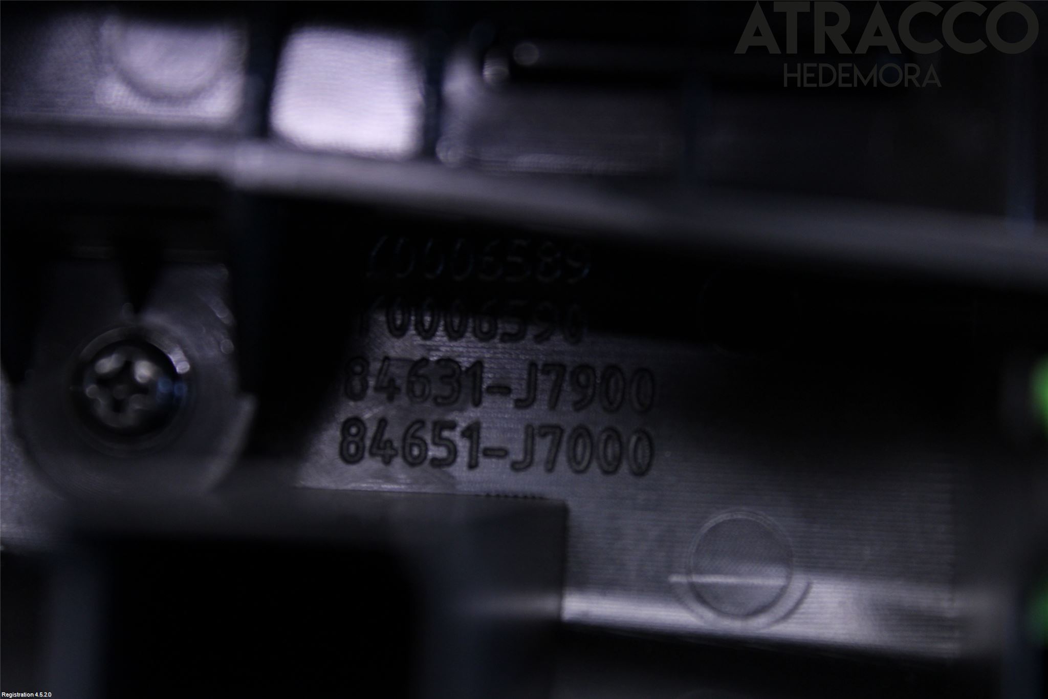 Kia PROCEED 19- Instrumentkonsoll Mitt