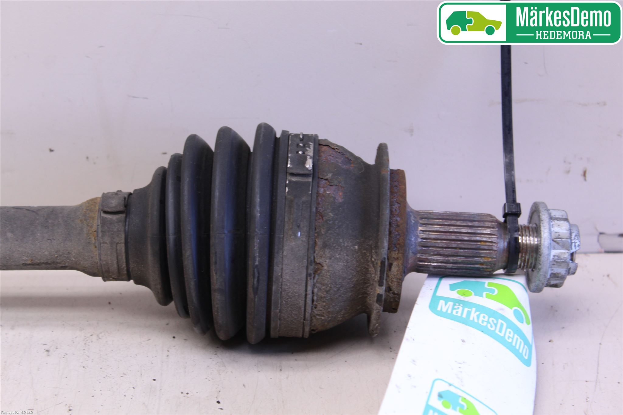 Mercedes-Benz MB A-KLASS (W169) 04-12 Drivaxel Fram Vänster