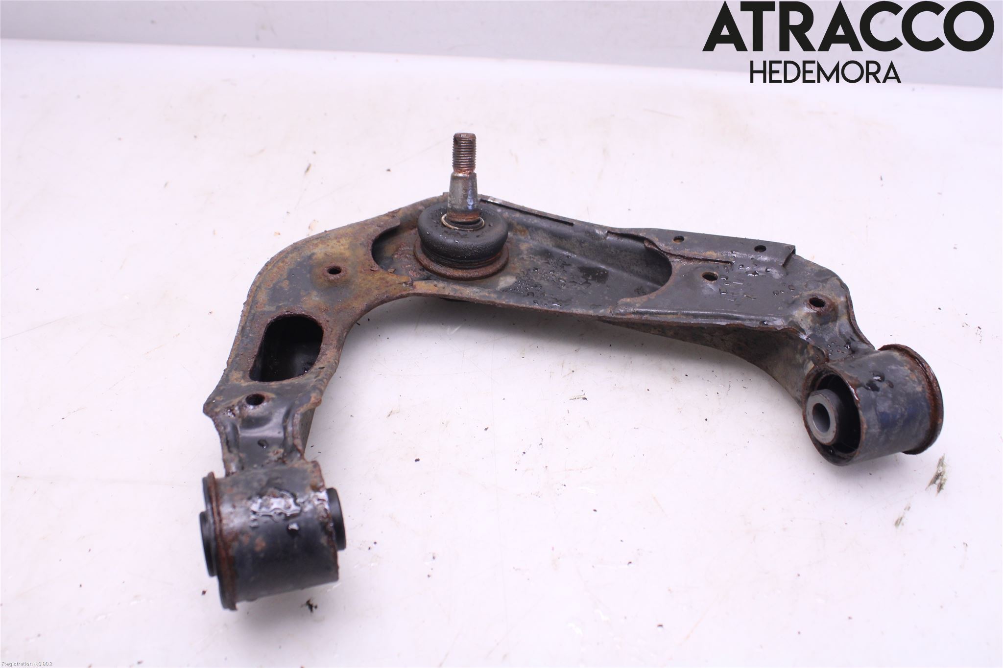Nissan NAVARA 05-16 Bärarm Fram Övre Vä