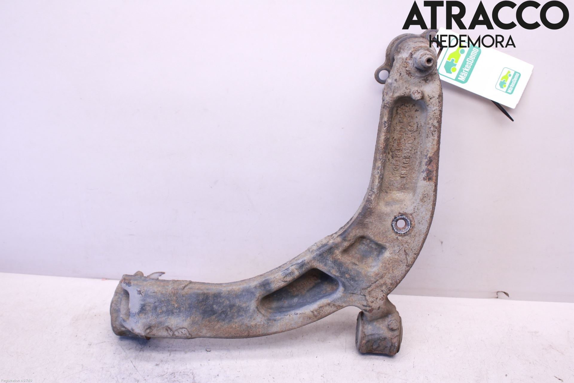 Volkswagen VW TRANSP/CARAVELLE (T6) 16-22 Bärarm Fram Undre Hö