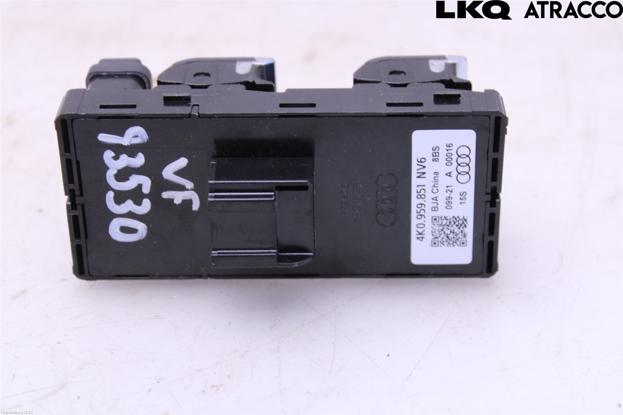 Audi A6 F2/C8 19- Strömställare Elhiss