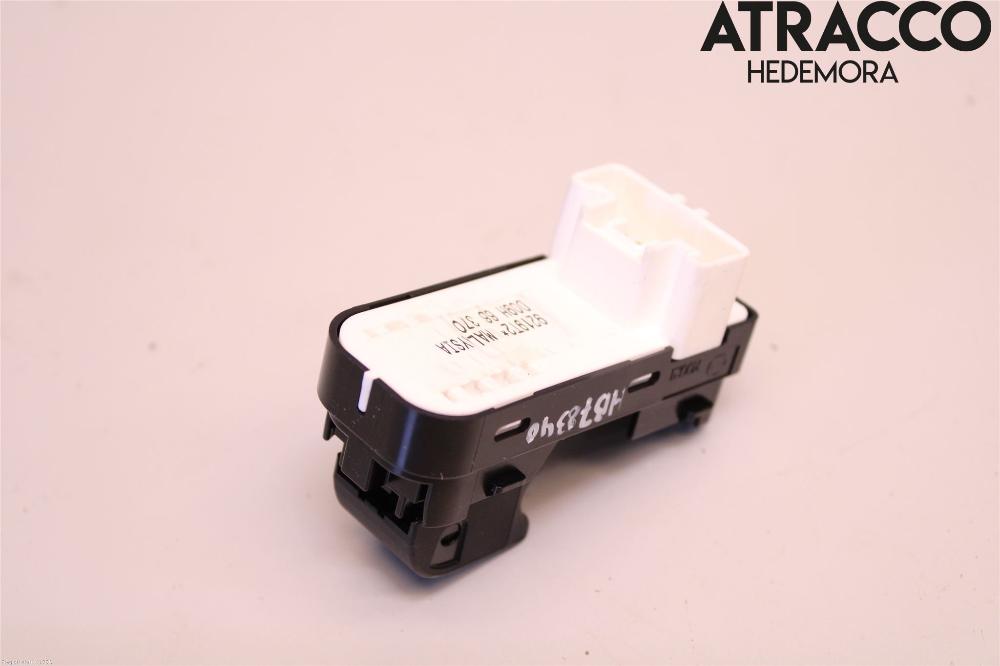 Mazda CX-3 Strömställare Elhiss