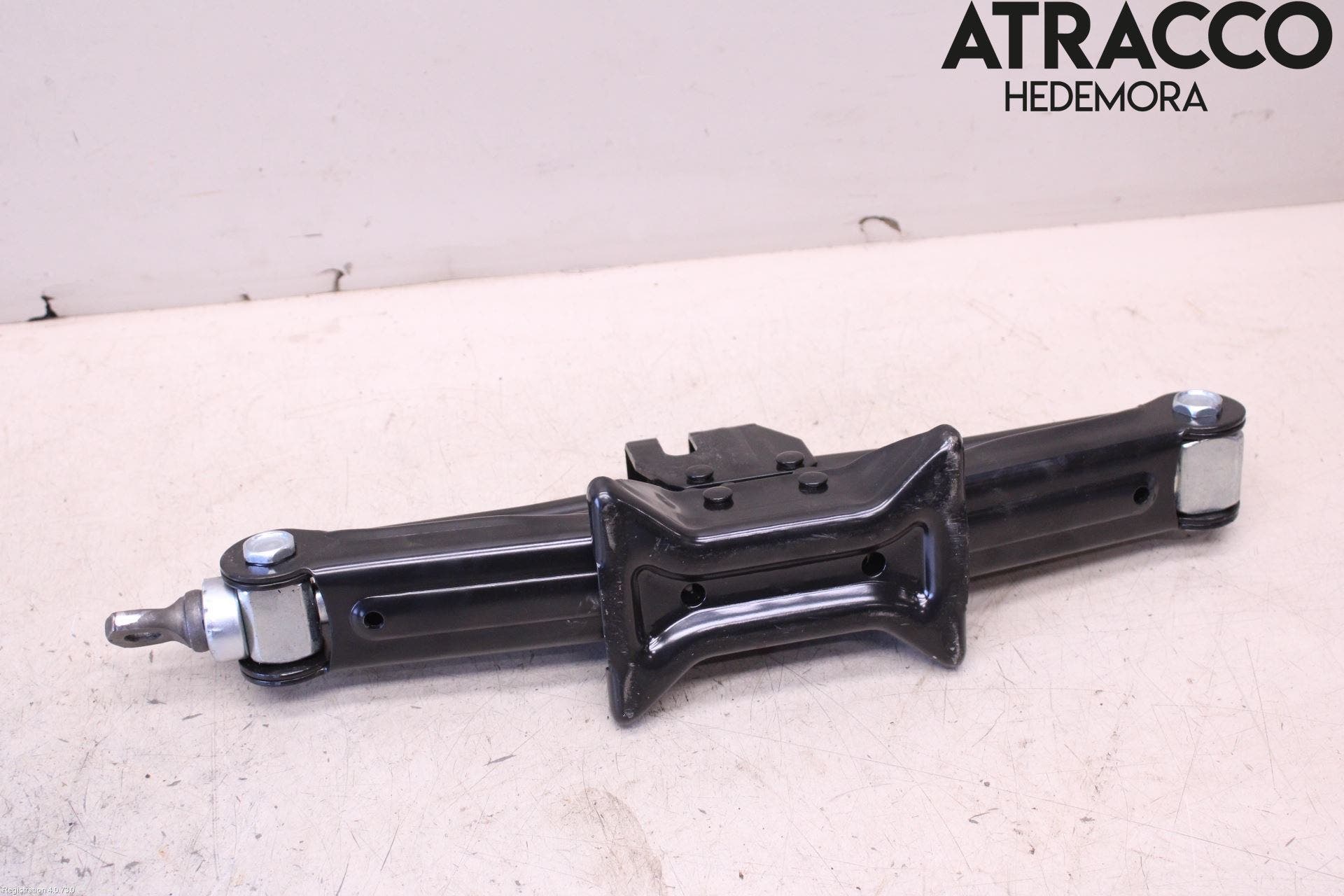 Hyundai i40 08-15 Domkraft