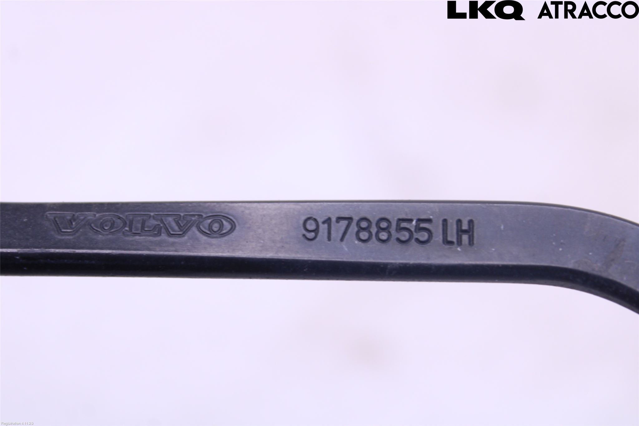 Volvo S70/V70/XC  97-00 Torkararm Armar Vindruta