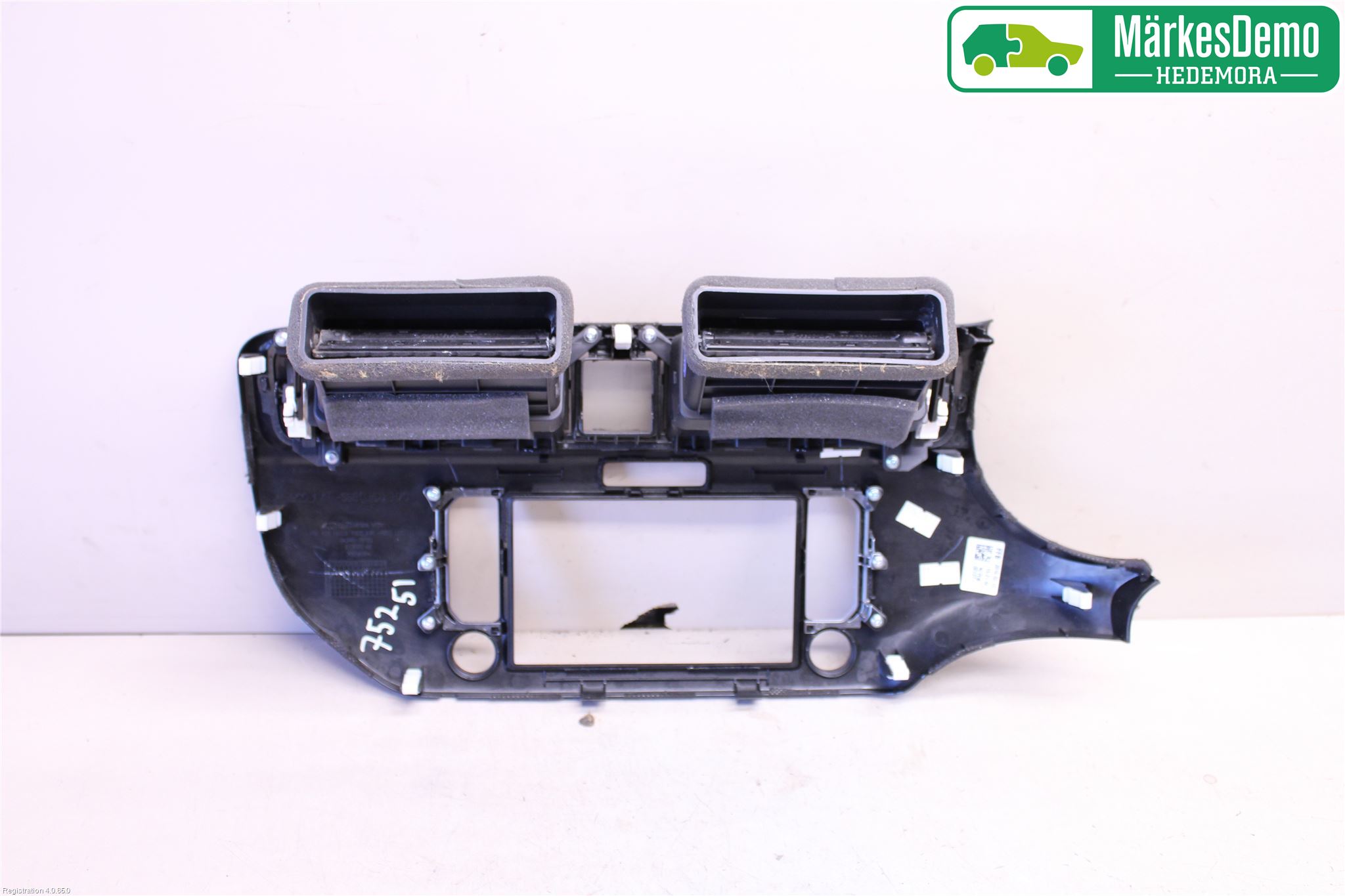 Kia RIO 12-16 Instrument-Radio Sarg