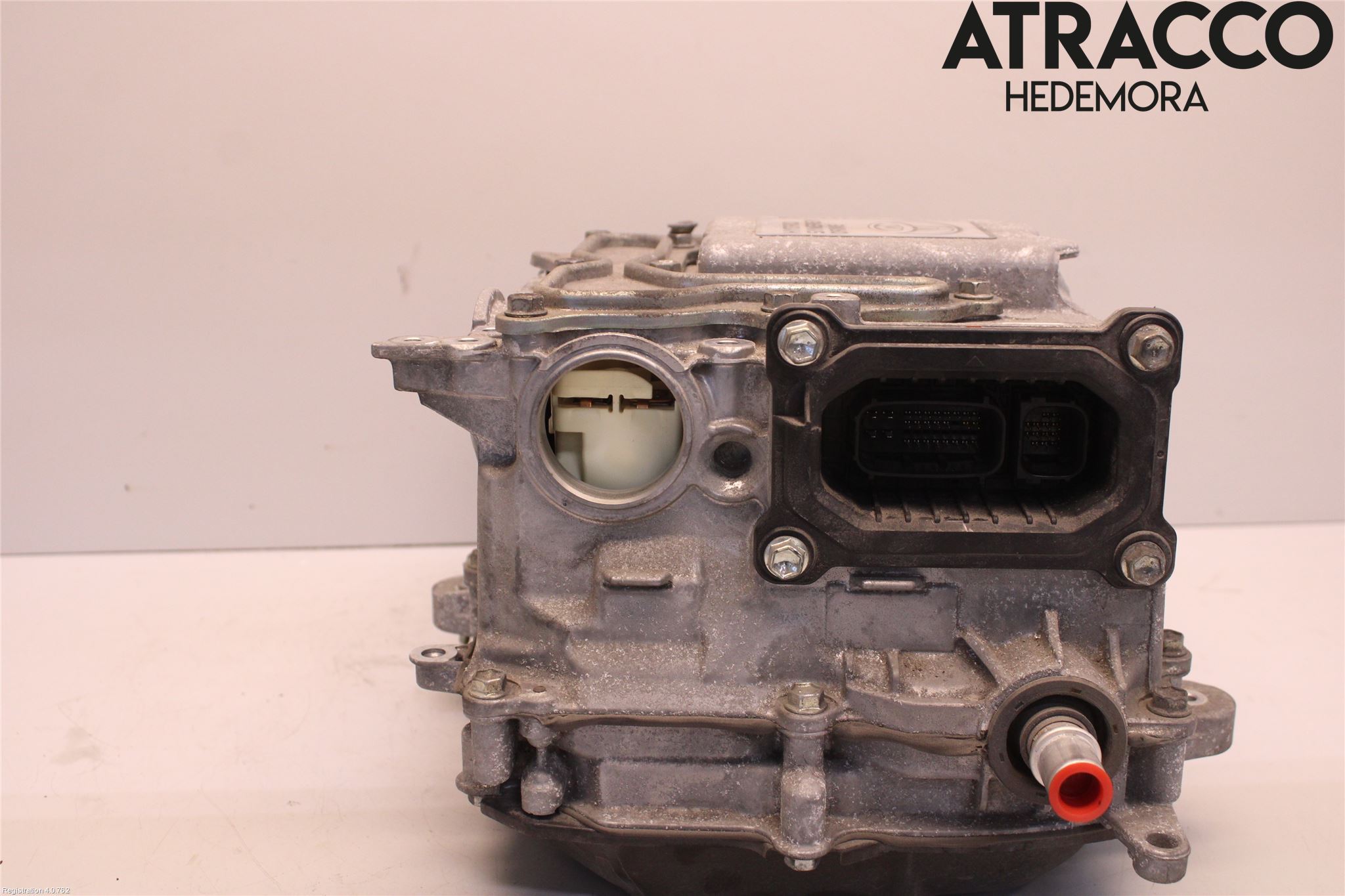 Toyota YARIS XP130 12-14 Hybridconverter