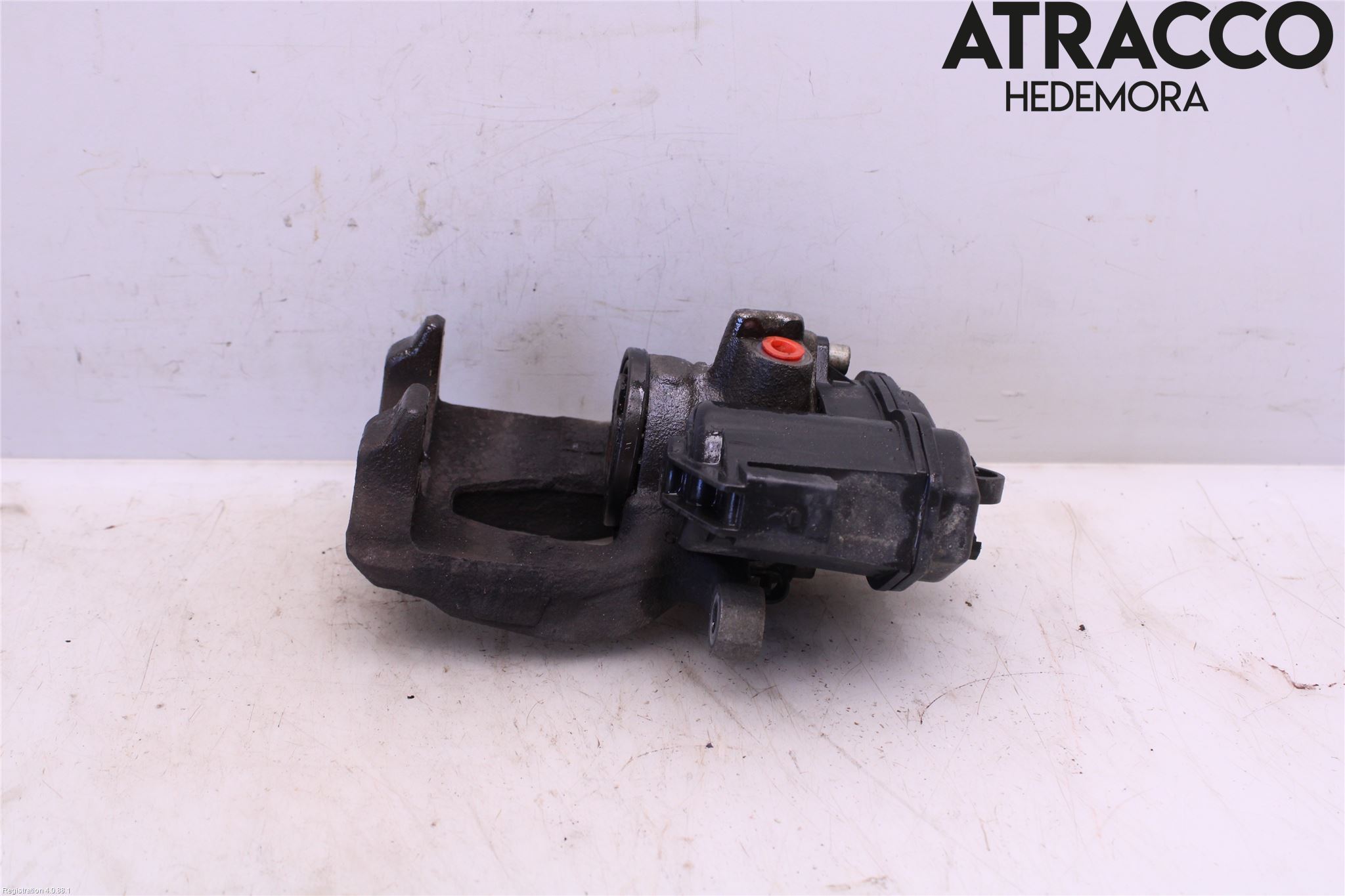 Audi A6 F2/C8 19- Bromsok Bak Höger