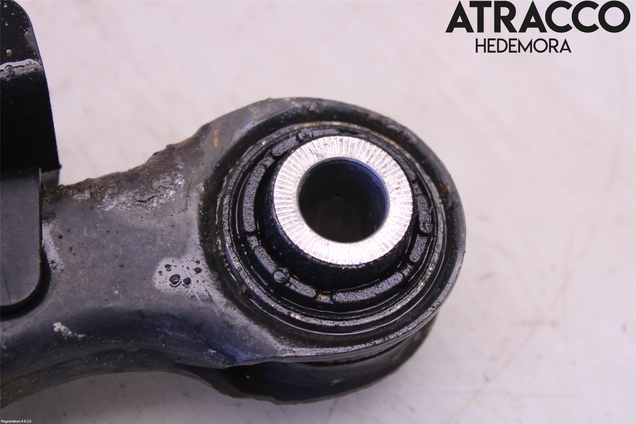 Volkswagen VW TIGUAN 07-16 Bärarm Bak Övre Höger