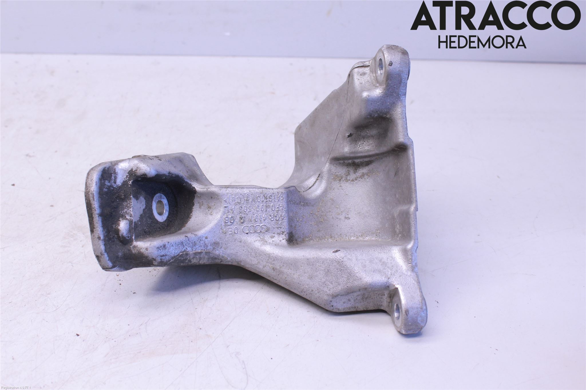 Audi A6/S6     05-11 Motorfäste