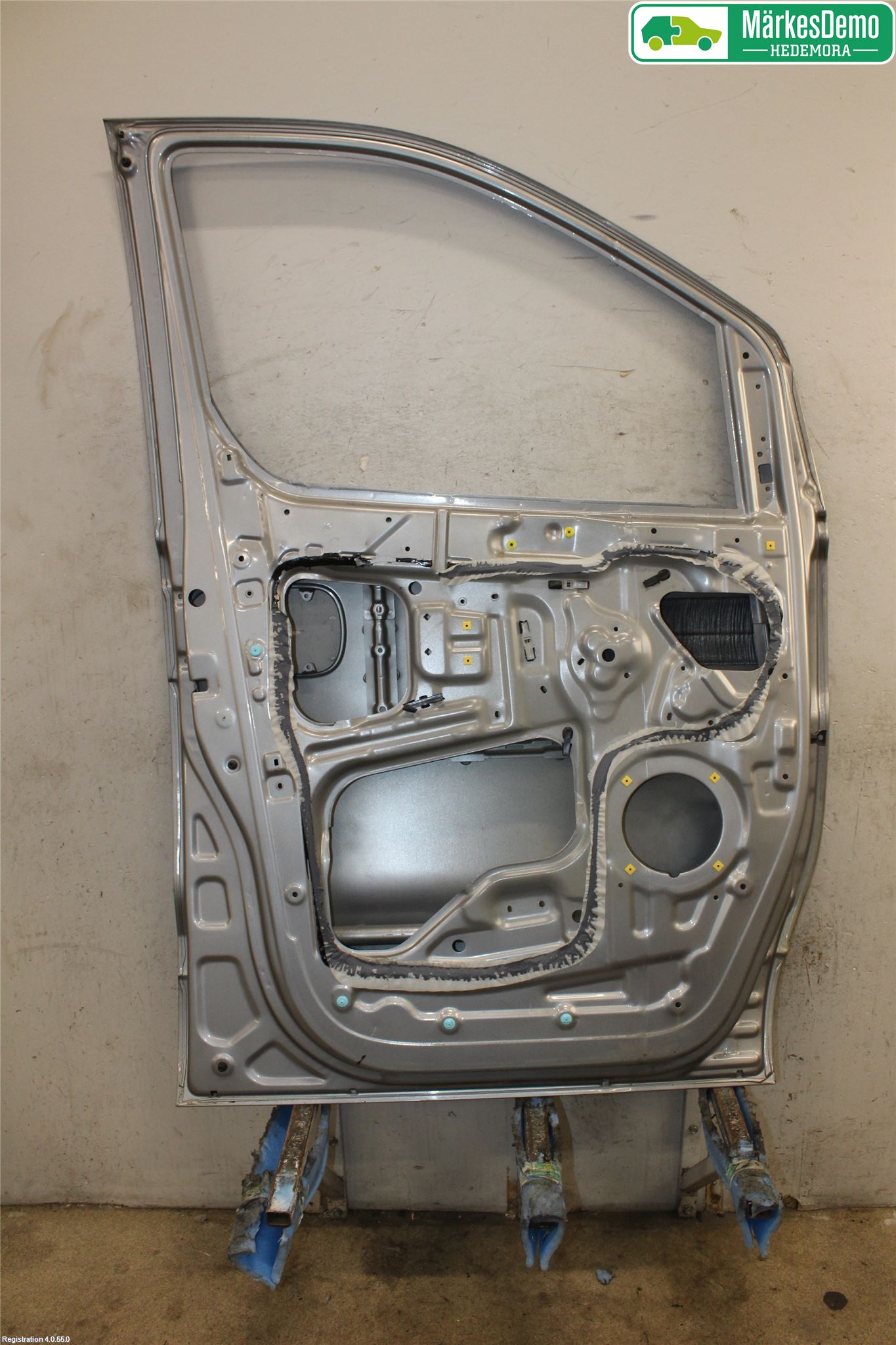 Hyundai H-1/STAREX 08-21 Dörr Fram Vänster