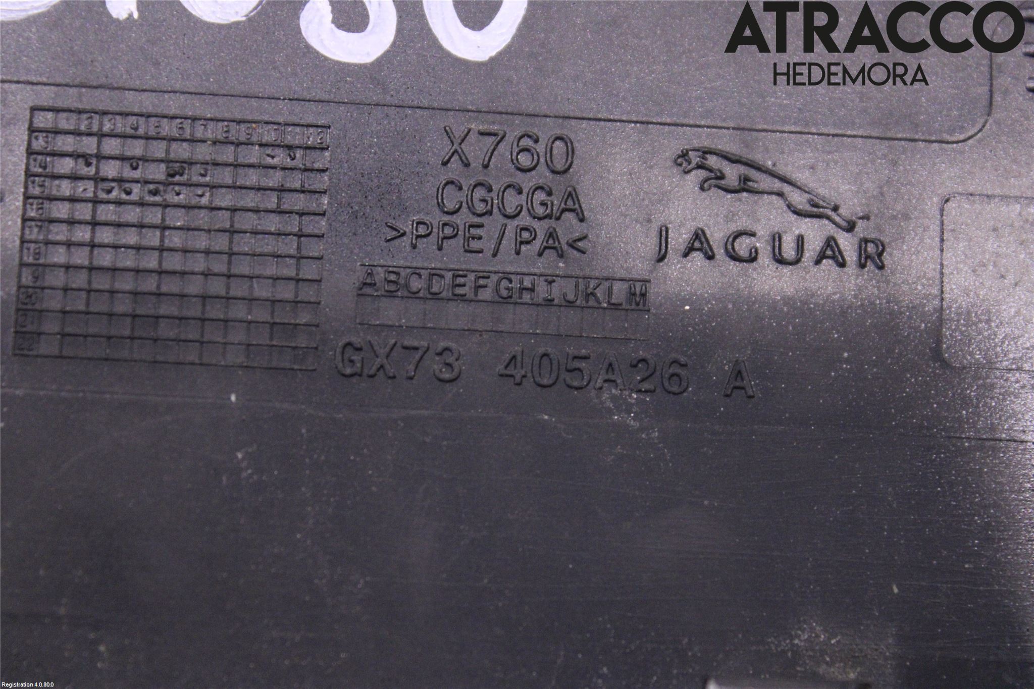 Jaguar XE (X760) 15-24 Tanklucka