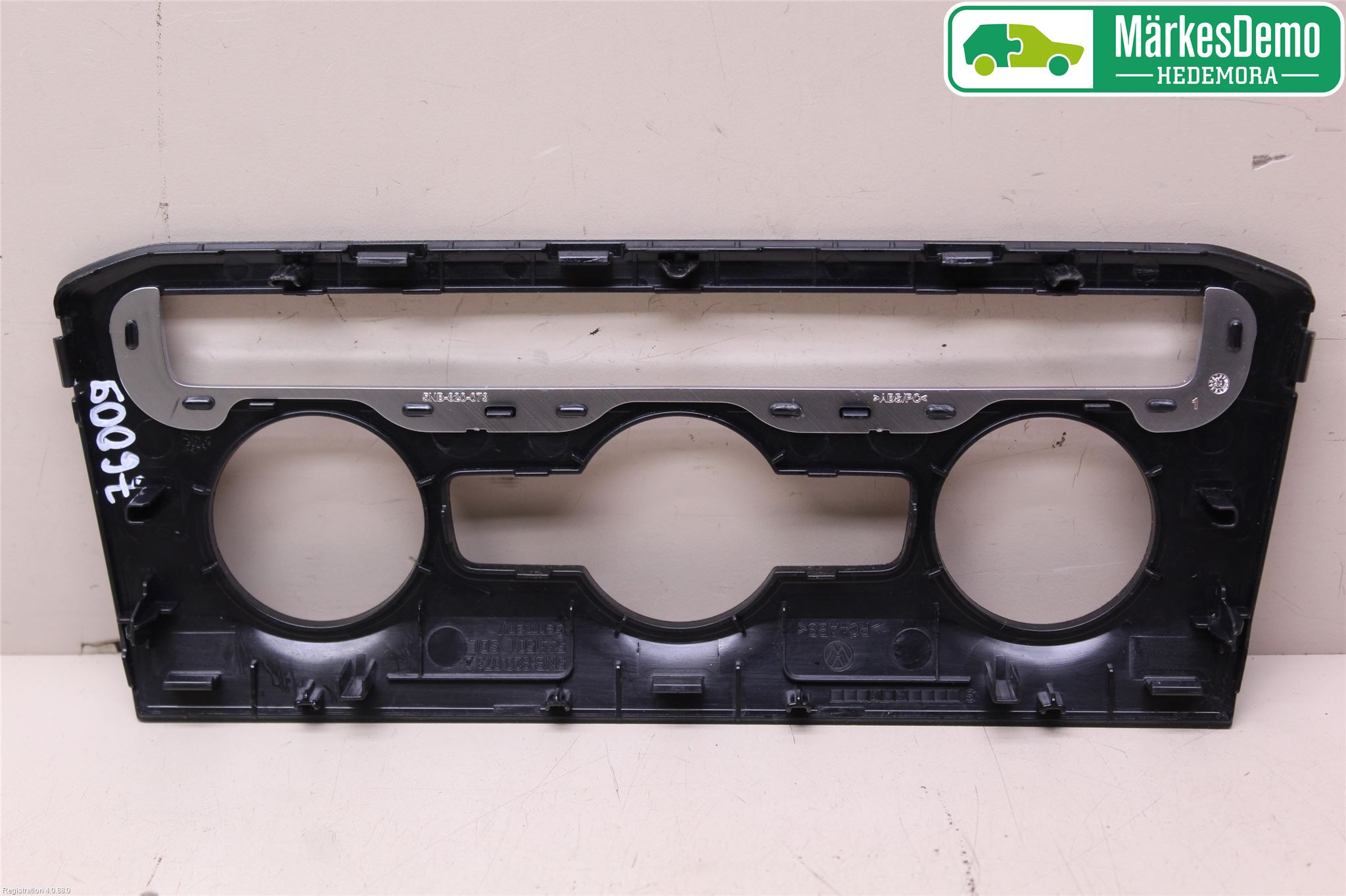 Volkswagen VW TIGUAN 16-24 Instrumentsarg