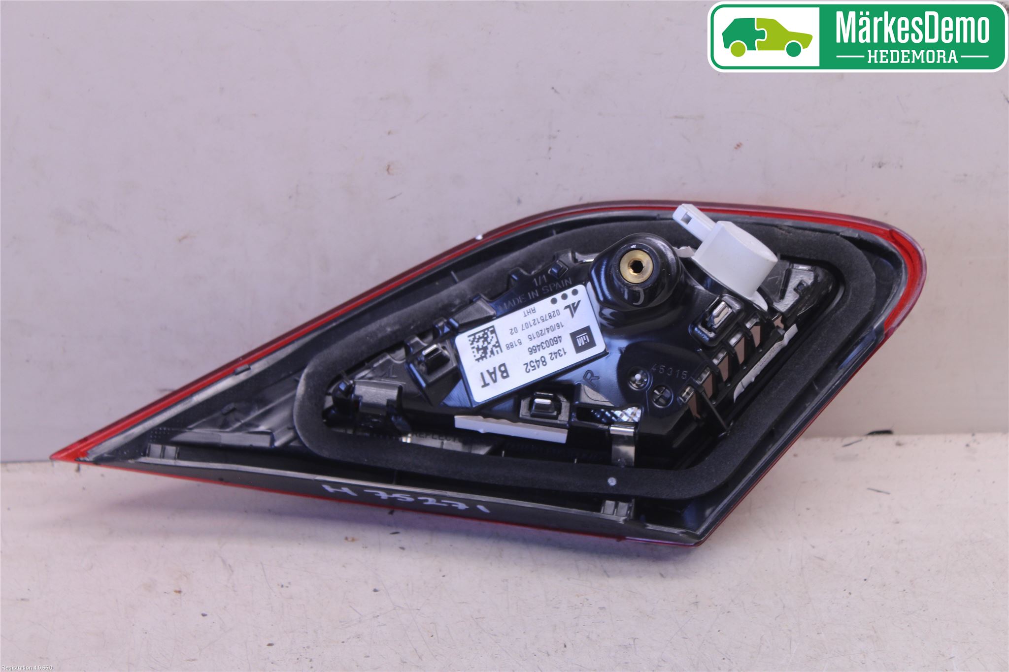 Opel CORSA E 15-19 Bakljus Lucka Hö