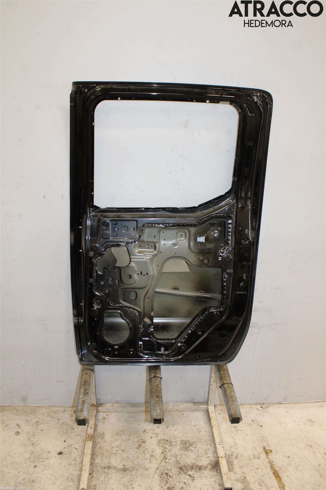 Nissan NAVARA 05-16 Dörr Bak Höger