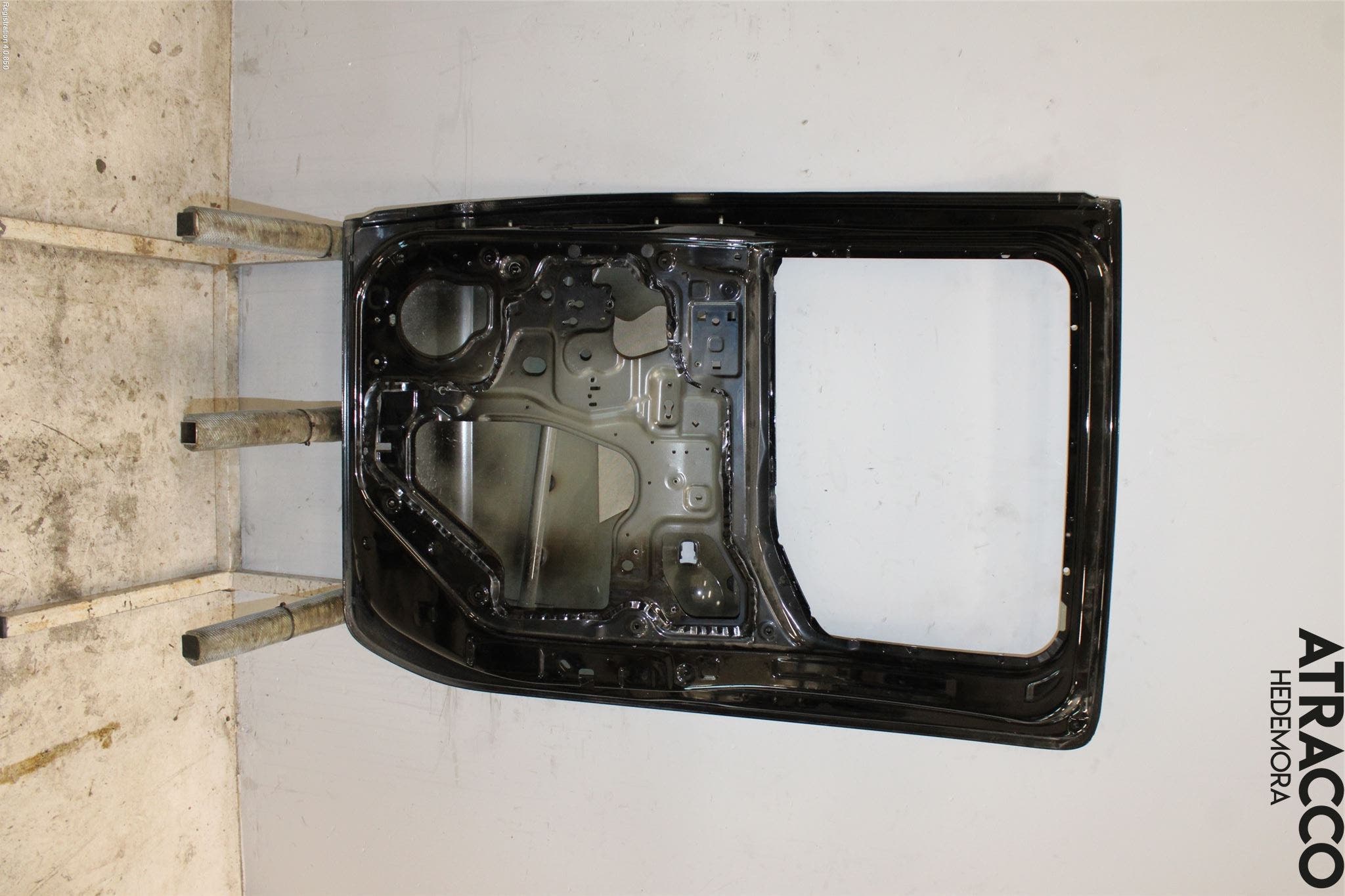 Nissan NAVARA 05-16 Dörr Bak Höger