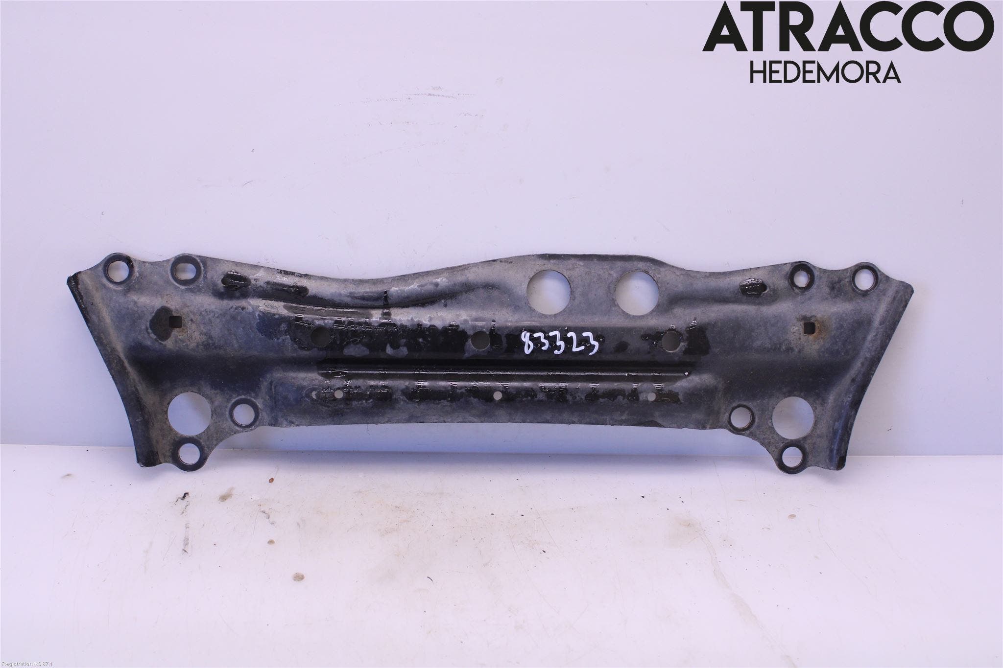 Toyota RAV4 13-18 Framvagnsbalk