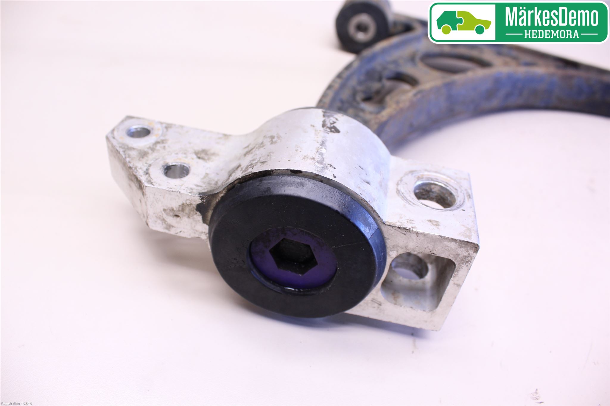 Seat LEON 06-12 Bärarm Fram Undre Vä