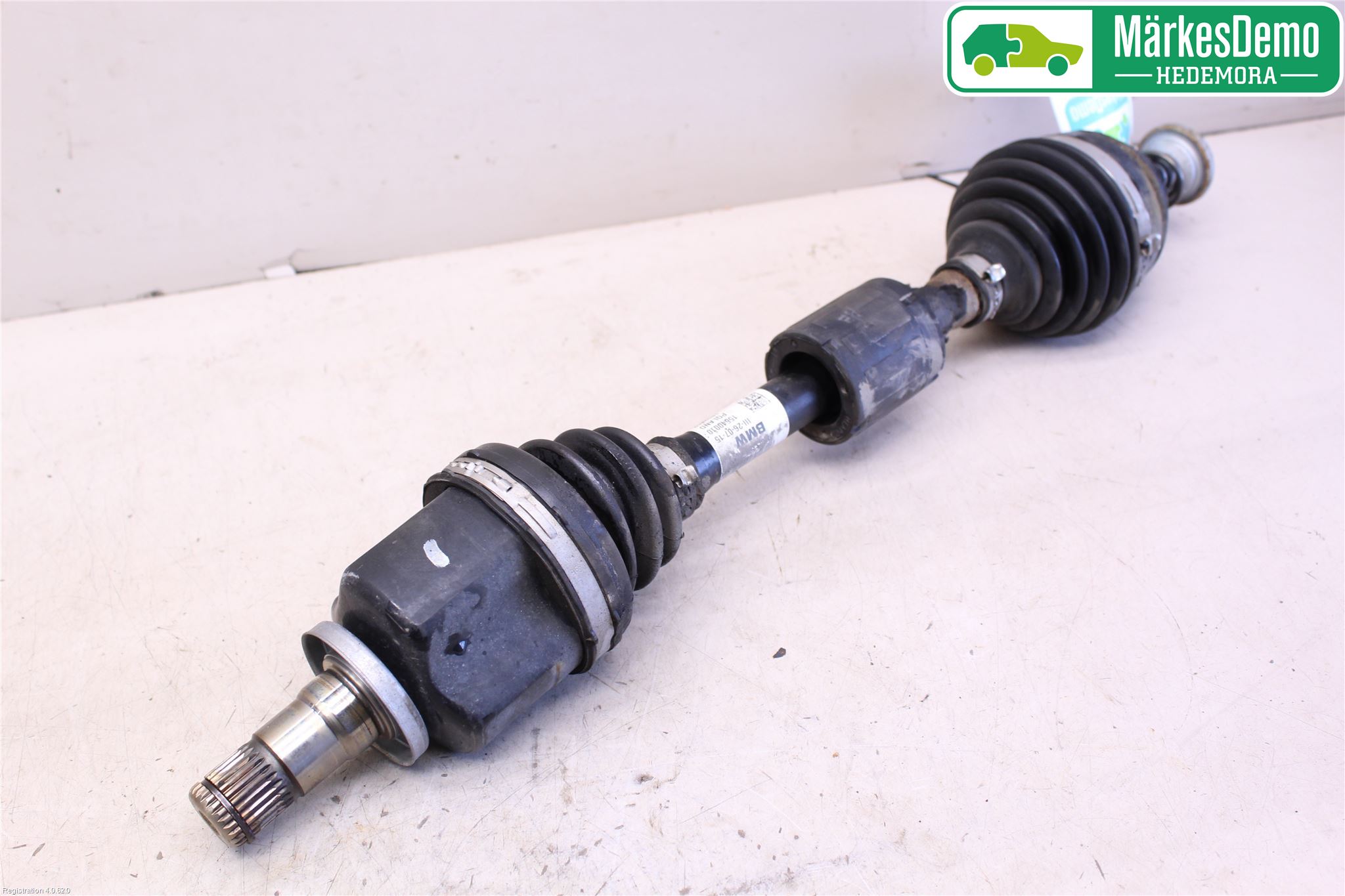 BMW 2 F45 Active Tourer 14-21 Drivaxel Fram Vänster