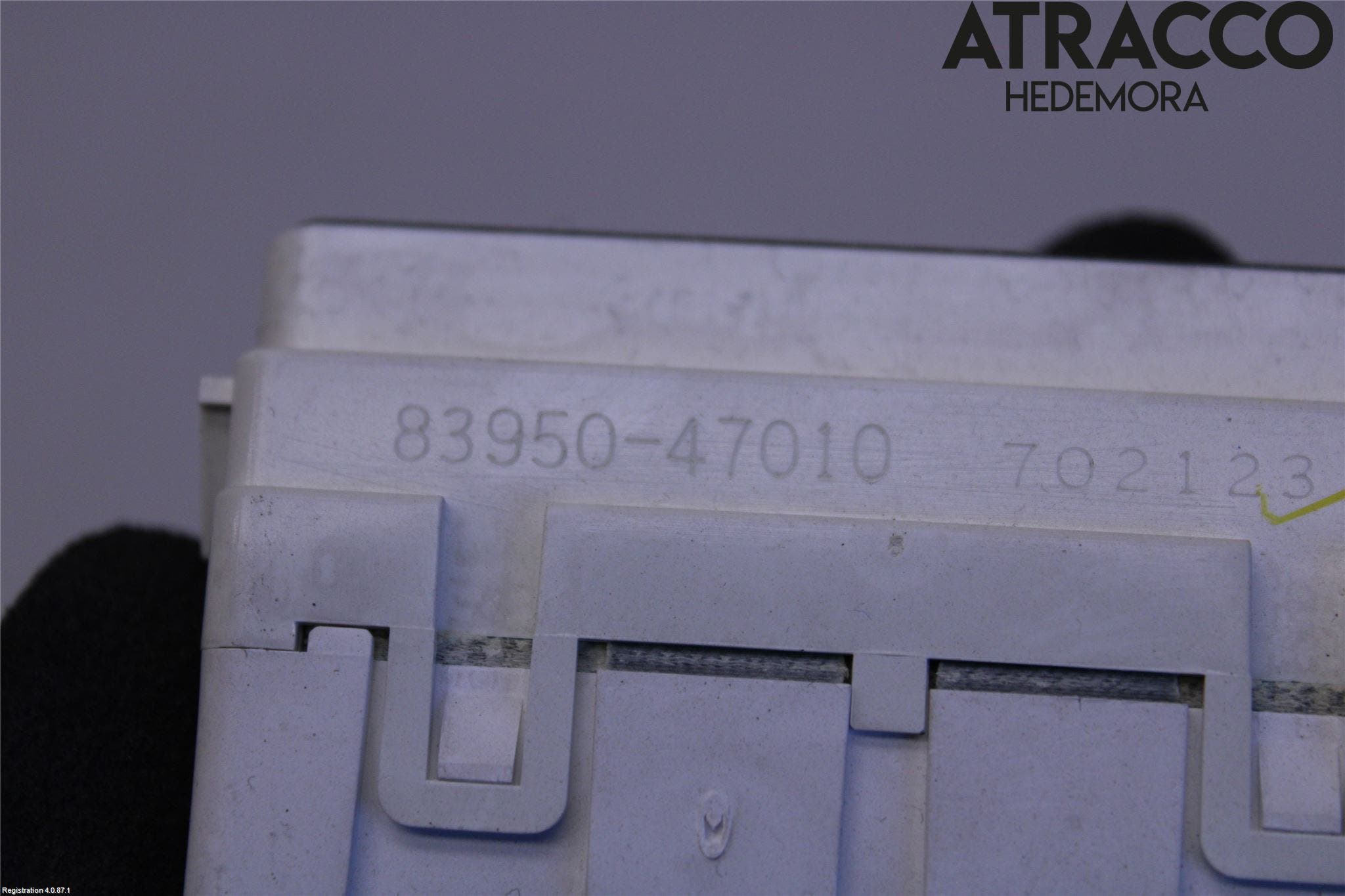 Toyota PRIUS NWH20 04-08 Strömställare Airbag Passagerare