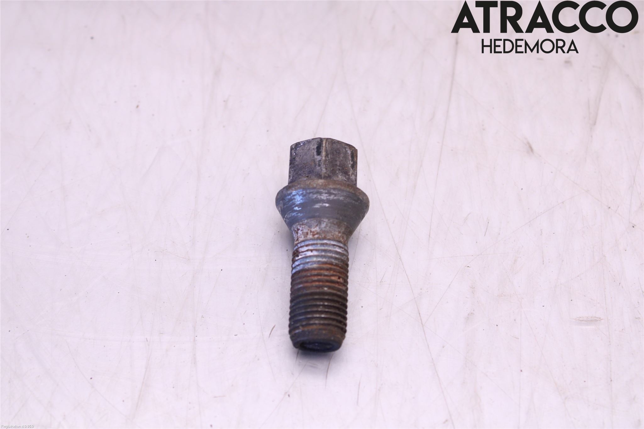 Audi A4/S4 08-11 Hjulmutter-Bult-Sats