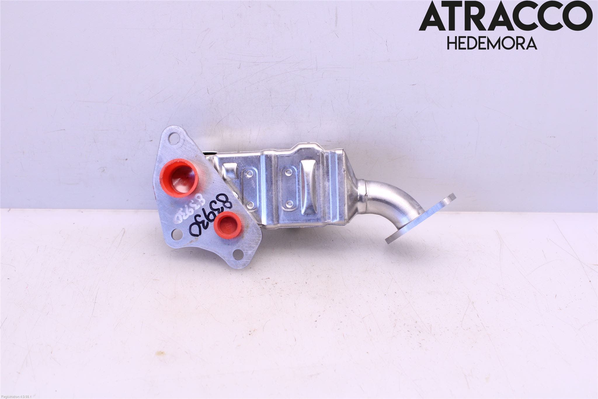 Toyota YARIS CROSS XP21 21- Avgaskylare