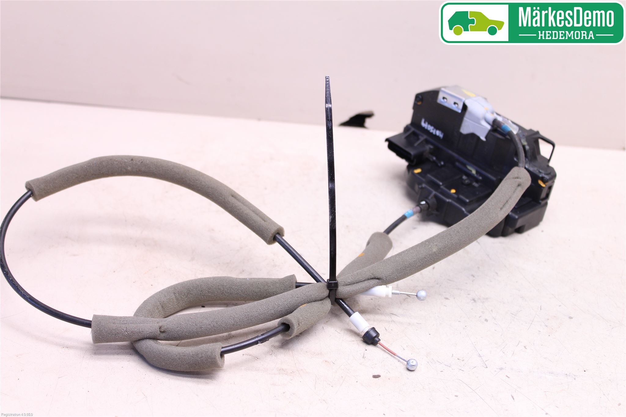 Nissan PULSAR Låskista-Dörrlås