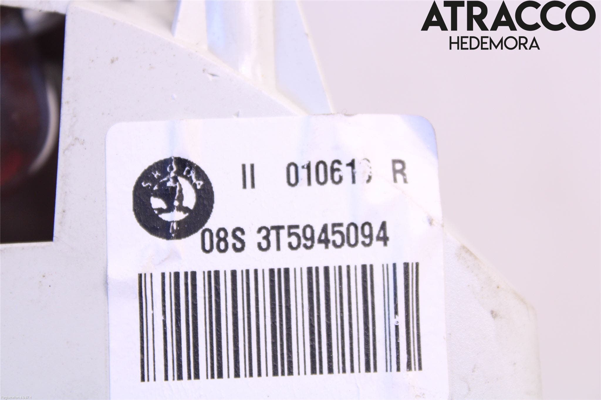 Skoda SUPERB 09-15 Bakljus Lucka Hö