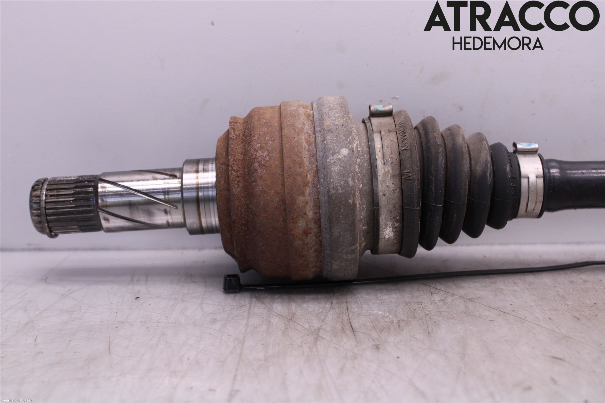 Volvo XC70 08-13 Drivaxel Bak Höger