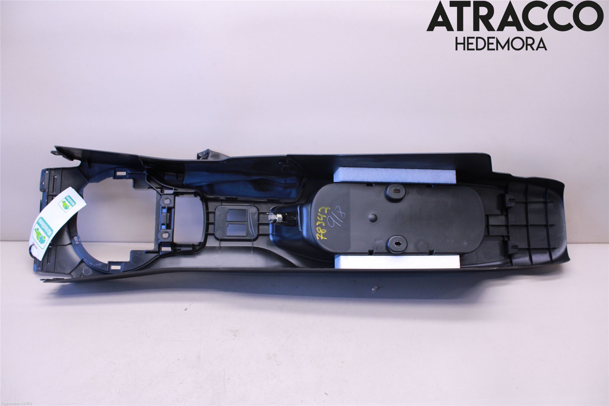 Toyota GT86 12- Instrumentkonsoll Mitt