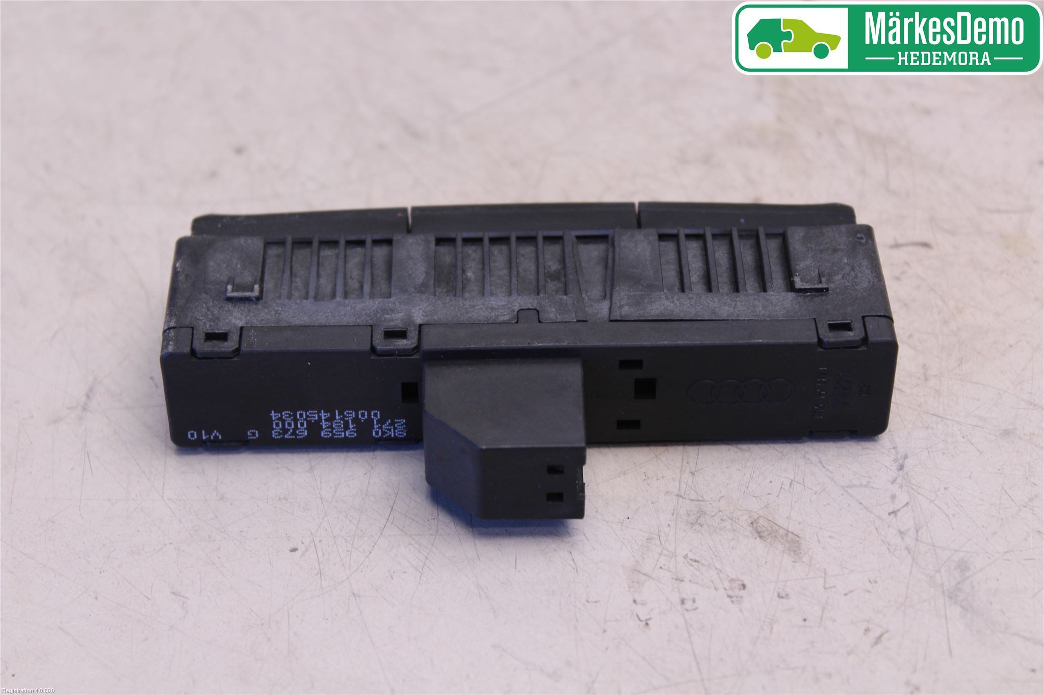 Audi A5 07-16 Strömställare Antisladd