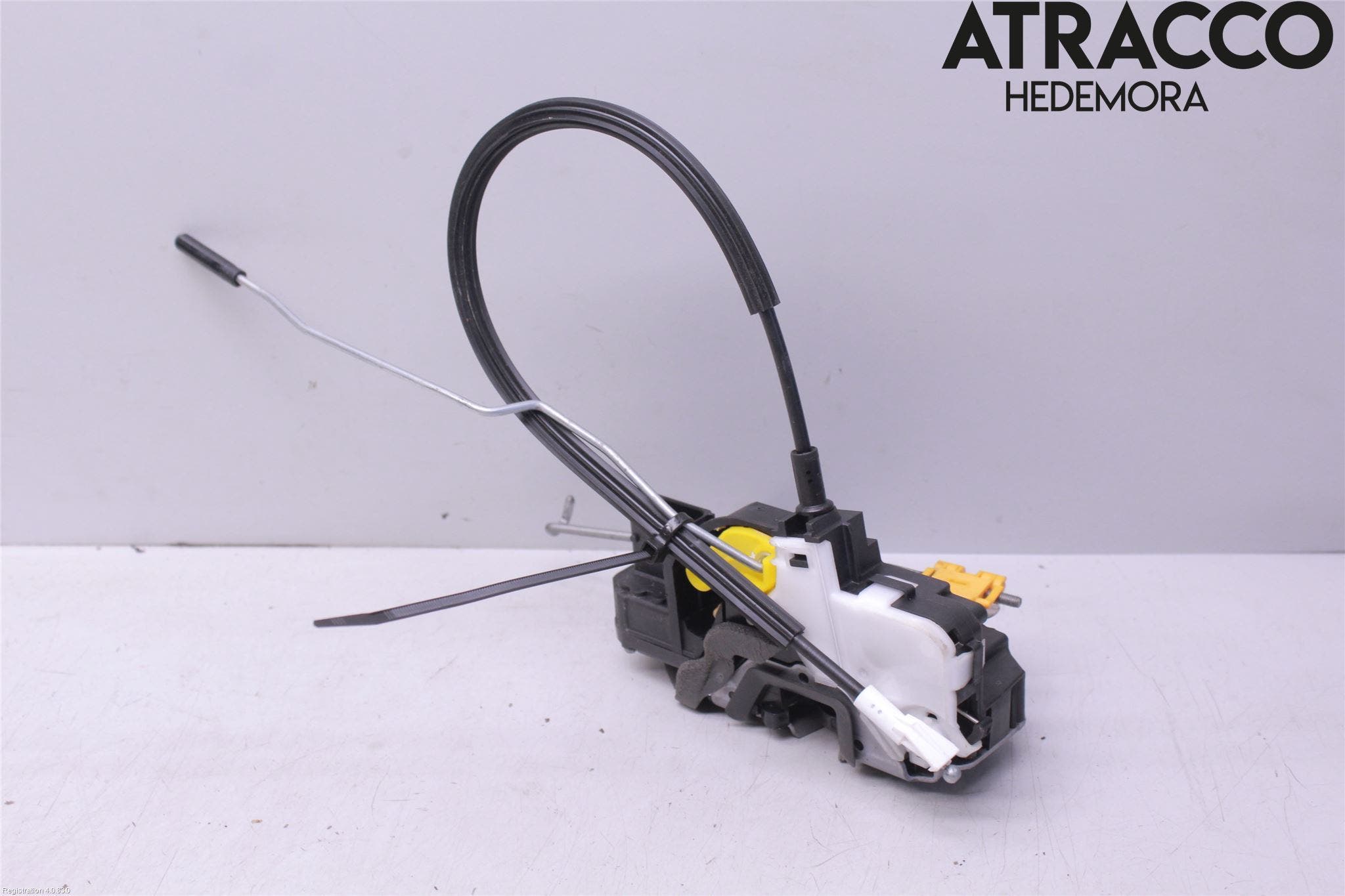 Opel INSIGNIA 17- Låskista-Dörrlås