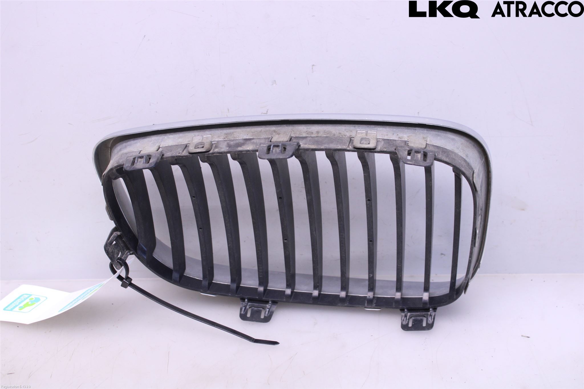BMW 1 E87/81 5D/3D 03-11 Grilldel Vänster