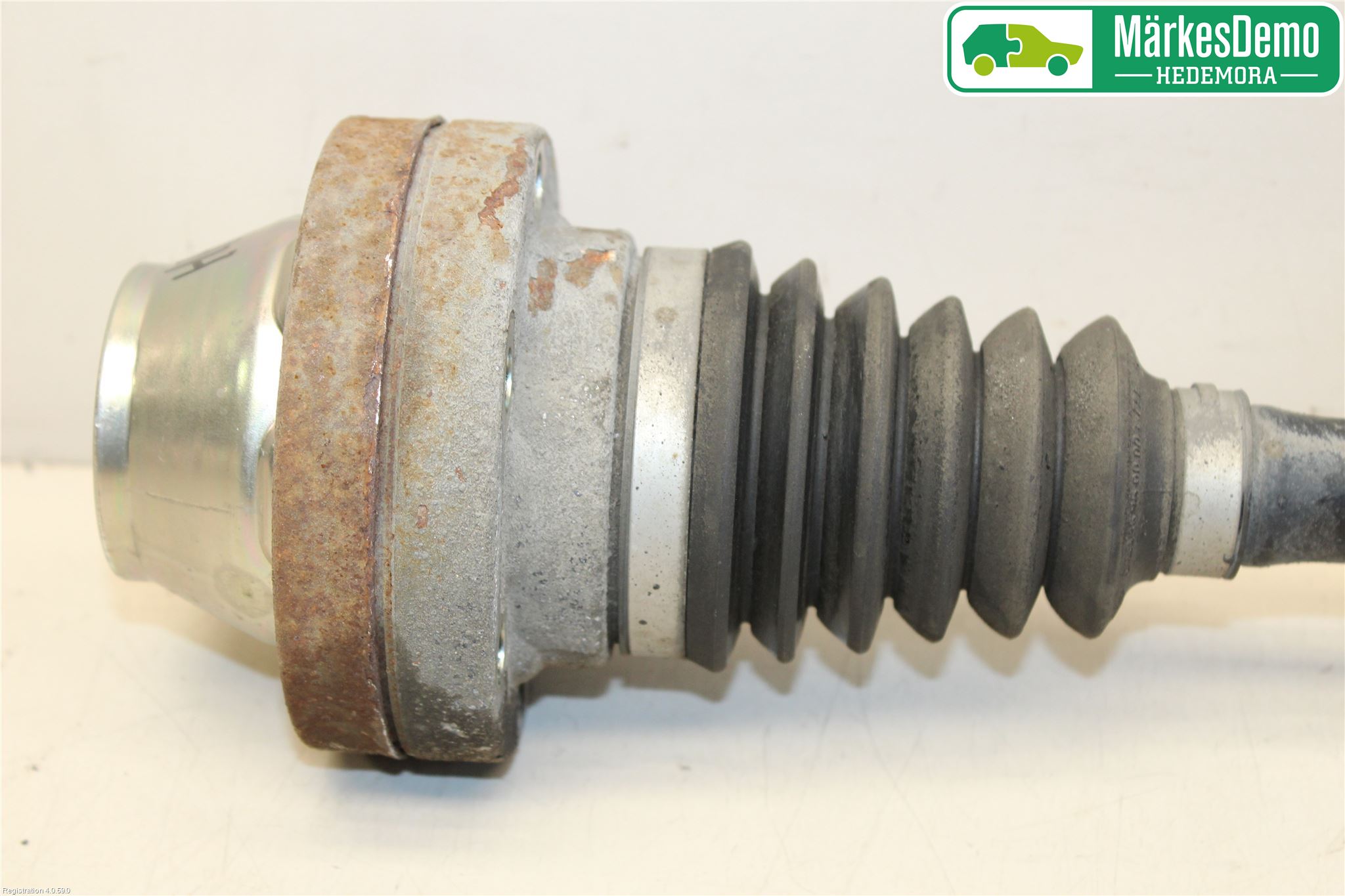 Audi Q7/SQ7 Drivaxel Fram Höger