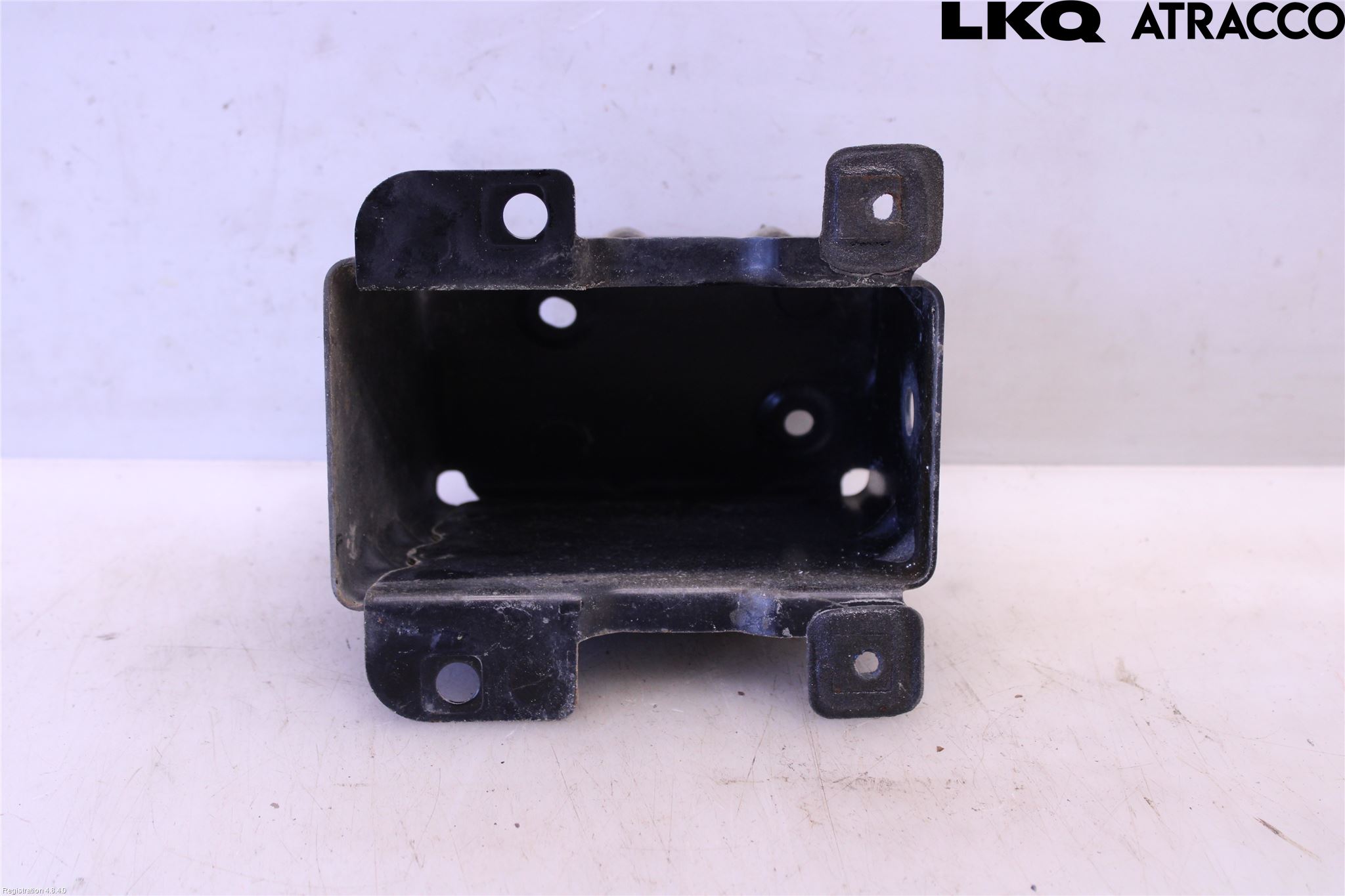 Nissan LEAF 11-17 Stötfångarbärjärn Bak