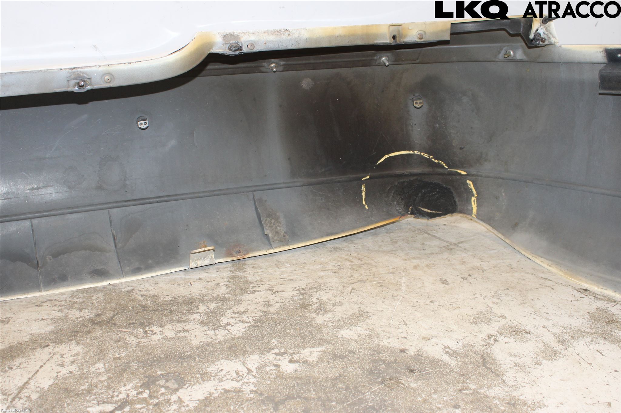 Lincoln TOWN CAR Stötfångarbeklädnad Bak