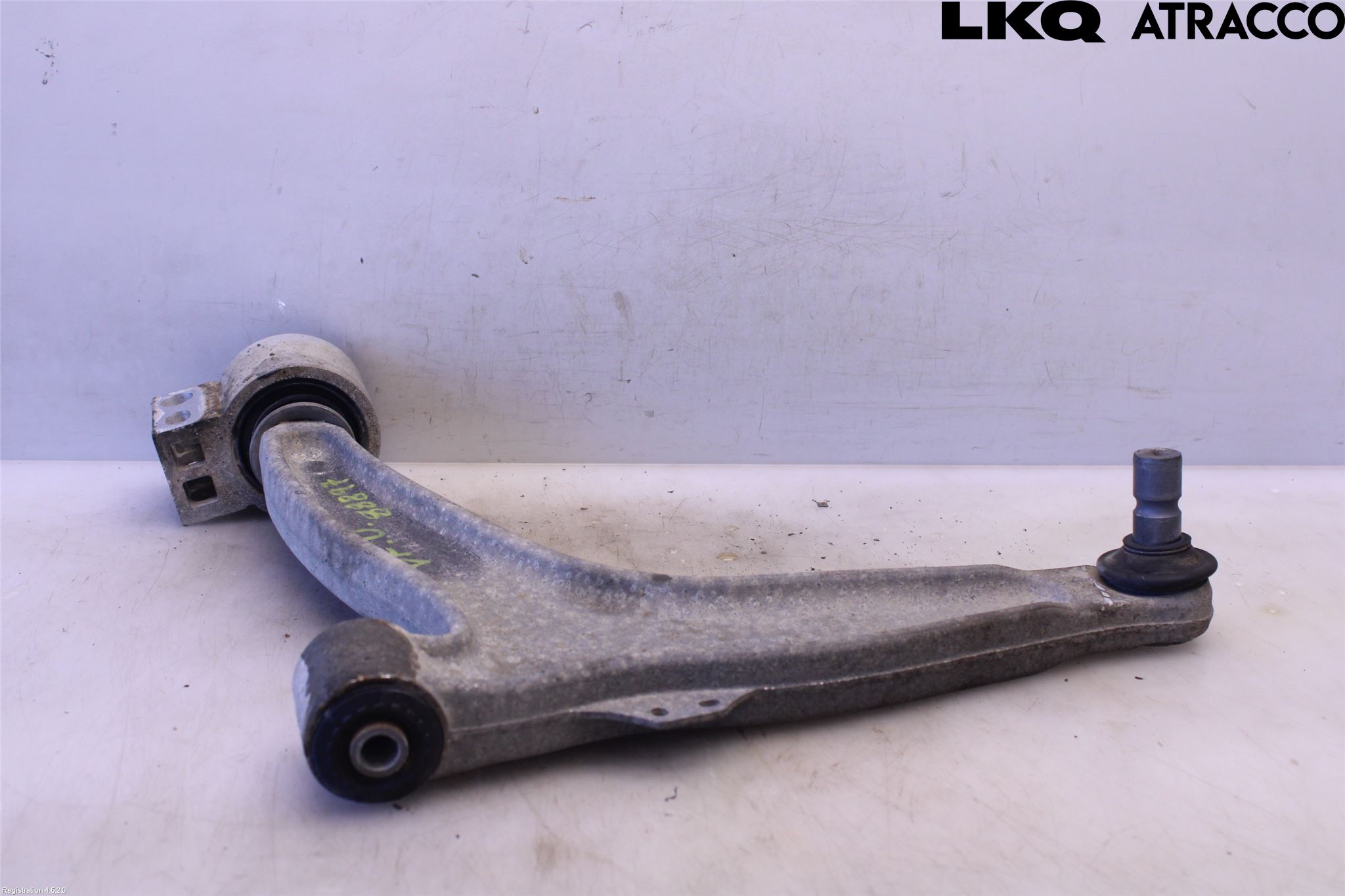 Cadillac BLS Bärarm Fram Undre Vä