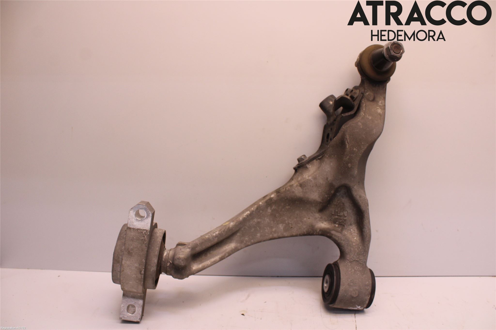 Nissan 370Z Bärarm Fram Undre Hö