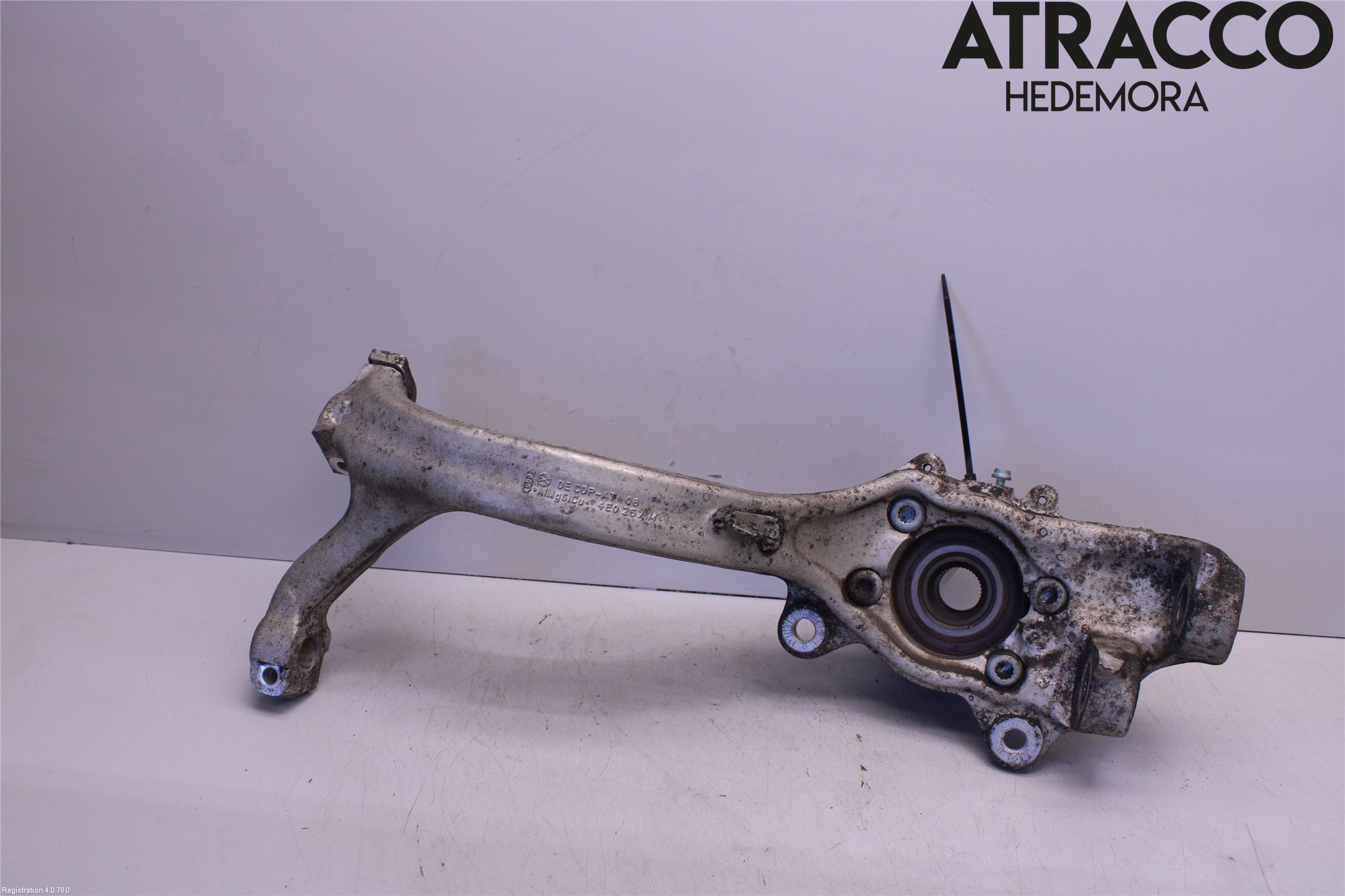 Volkswagen VW PHAETON Styrspindel Lagerhus Vä