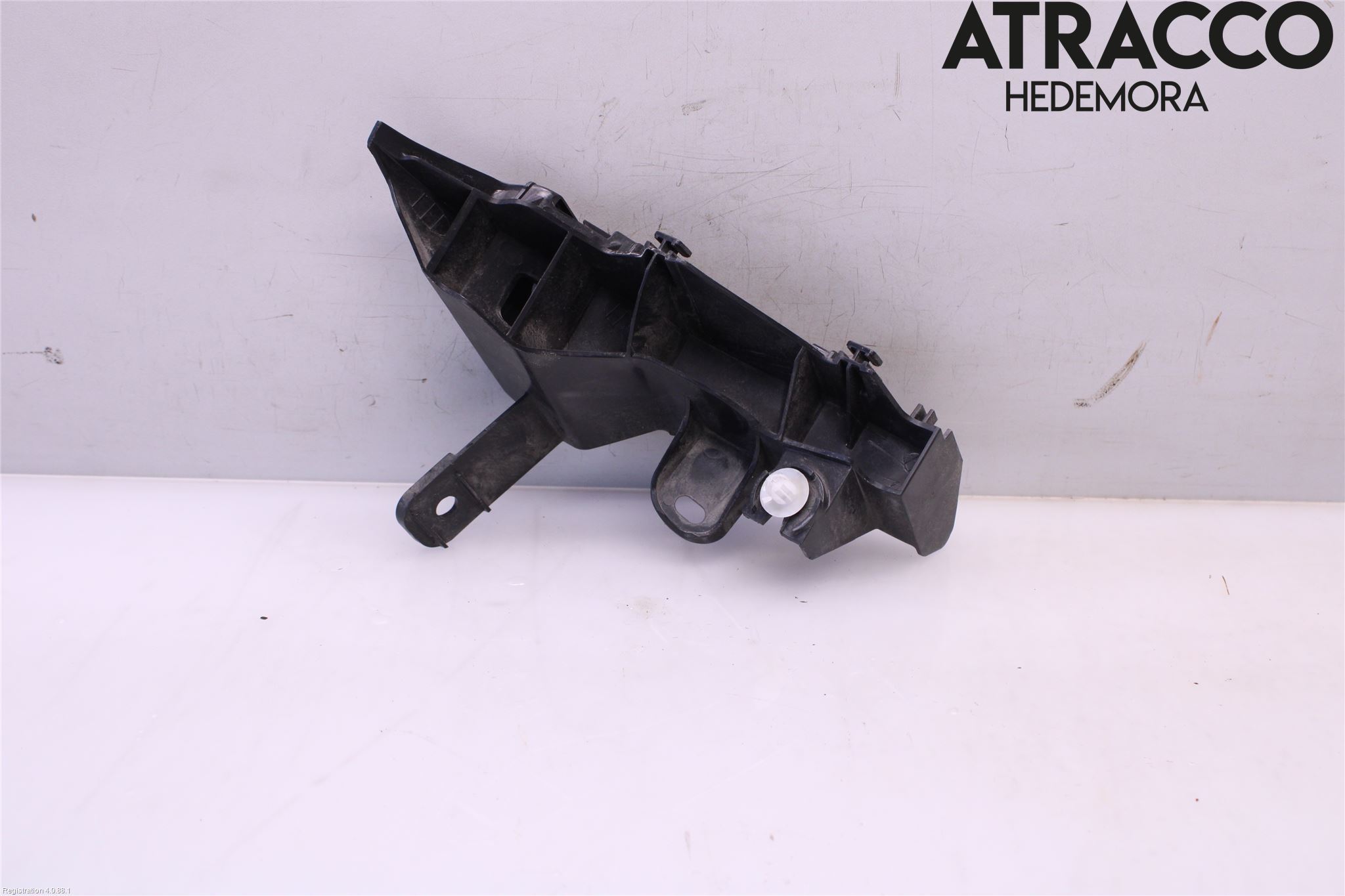 Lexus IS 250/350 14-20 Stötfångarfäste Bak Hö