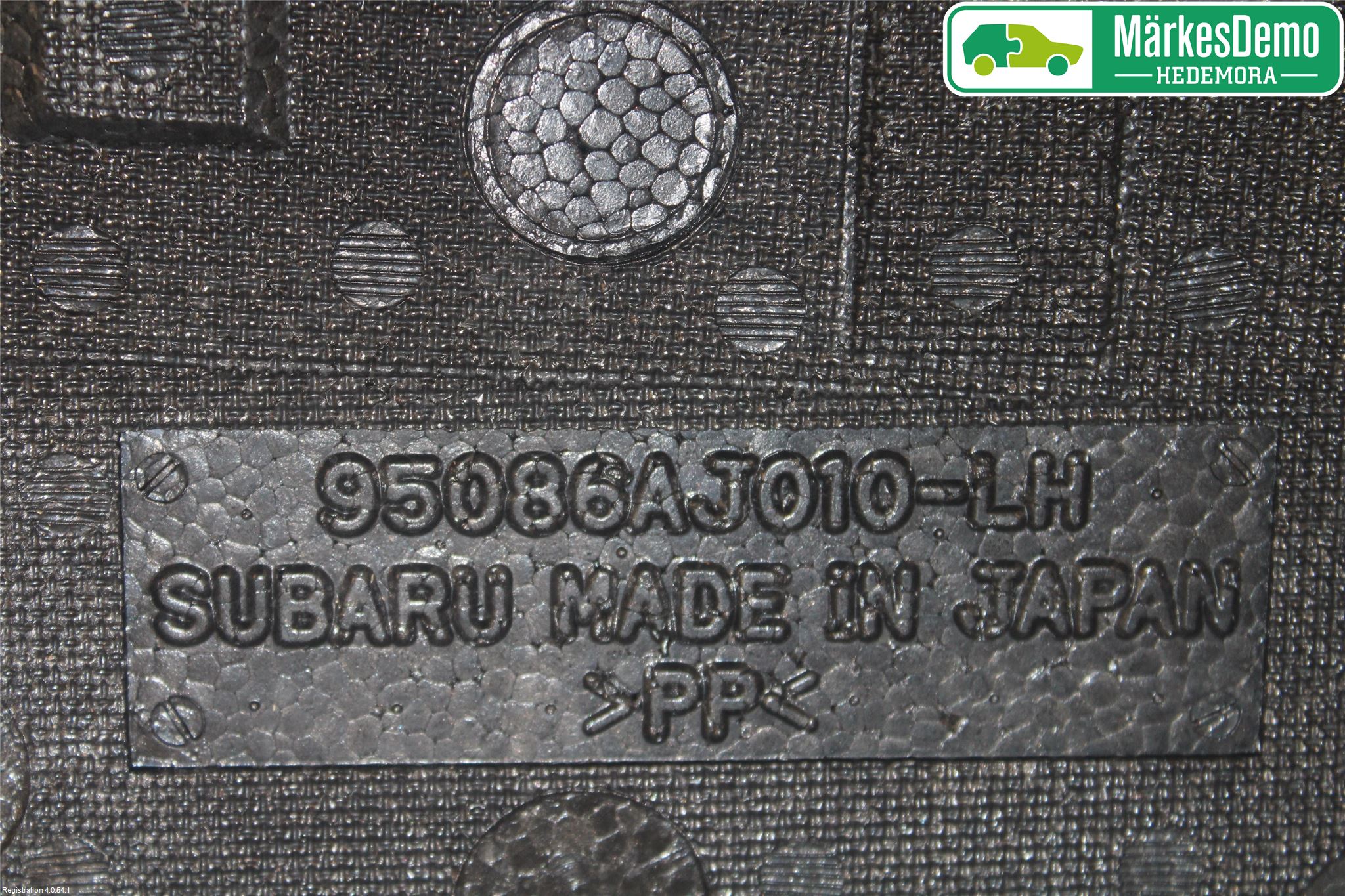 Subaru LEGACY 10-14 Inrbagagerumklädsel-Golv