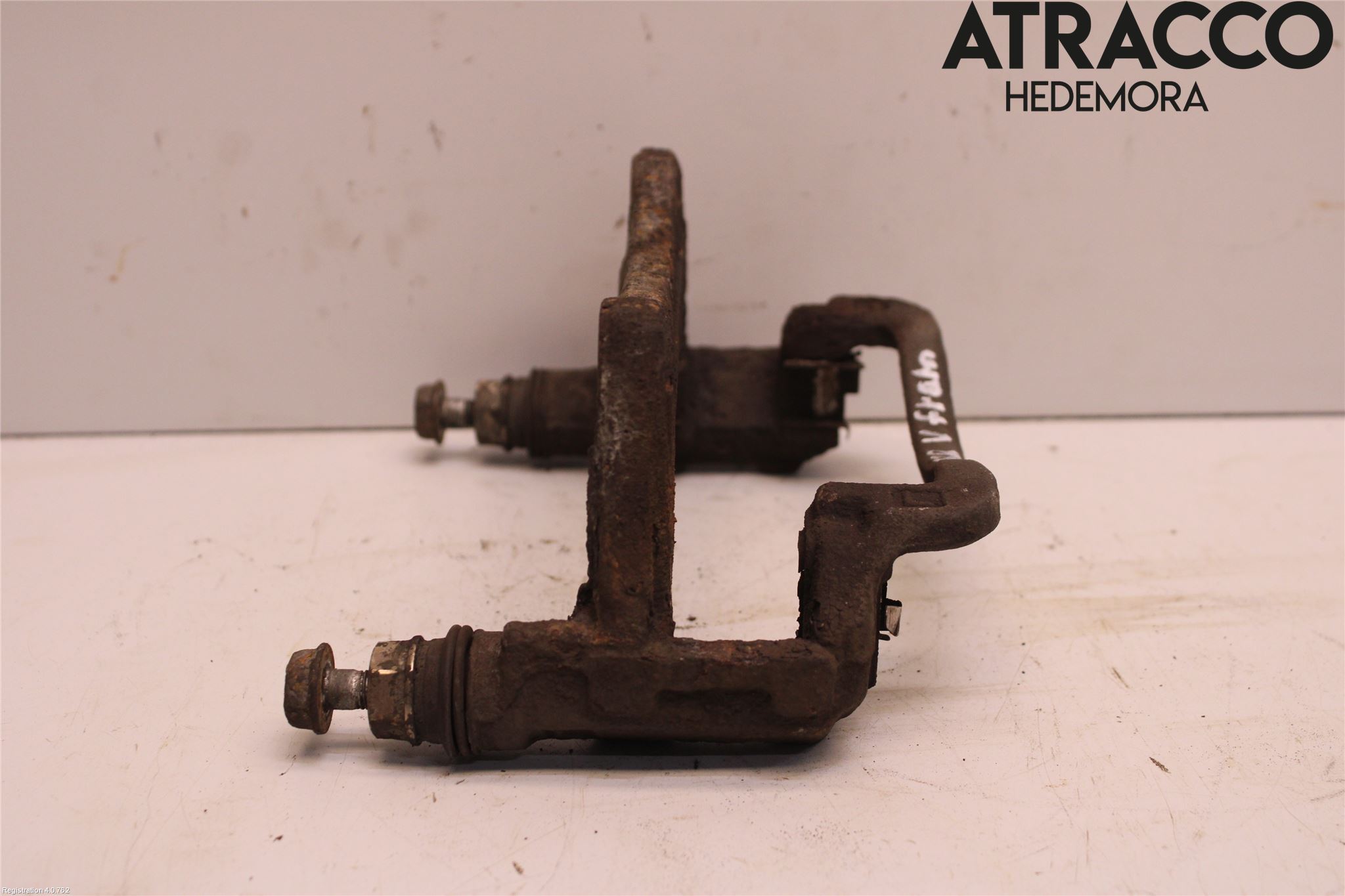 Toyota COROLLA 98-01 Bromsokshållare