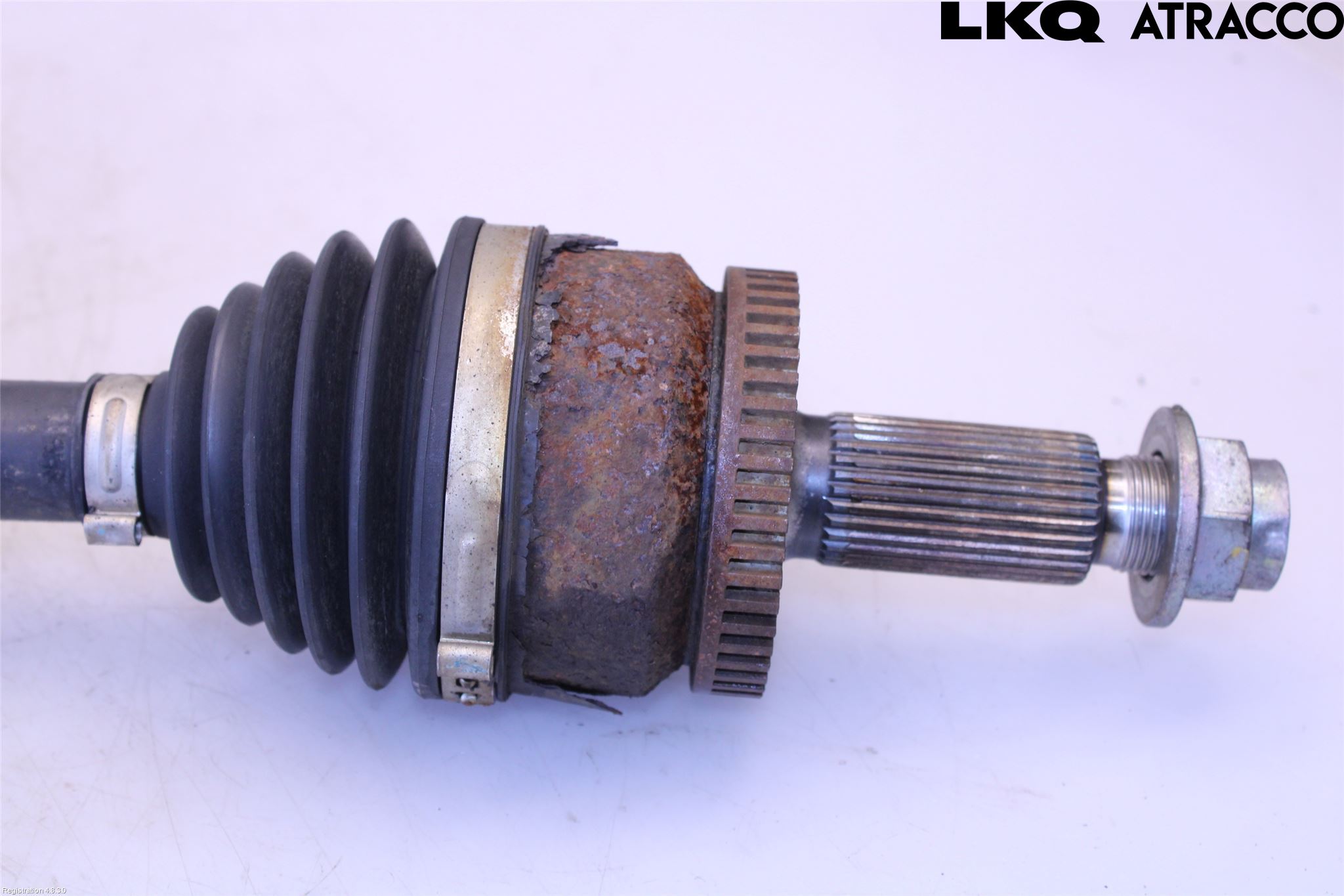 Kia SPORTAGE (QL) 16-21 Drivaxel Fram Höger